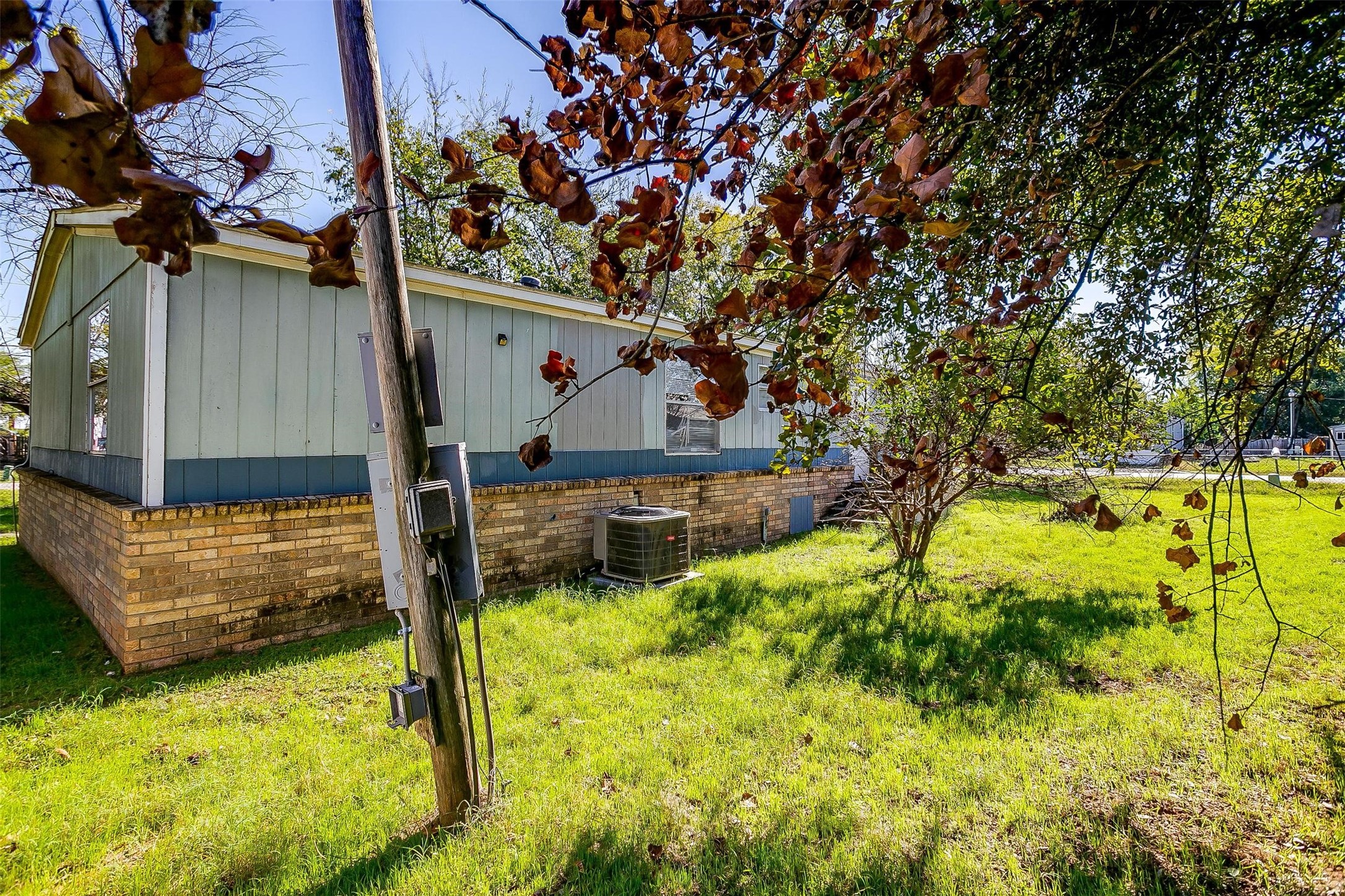 1901 Gale Drive