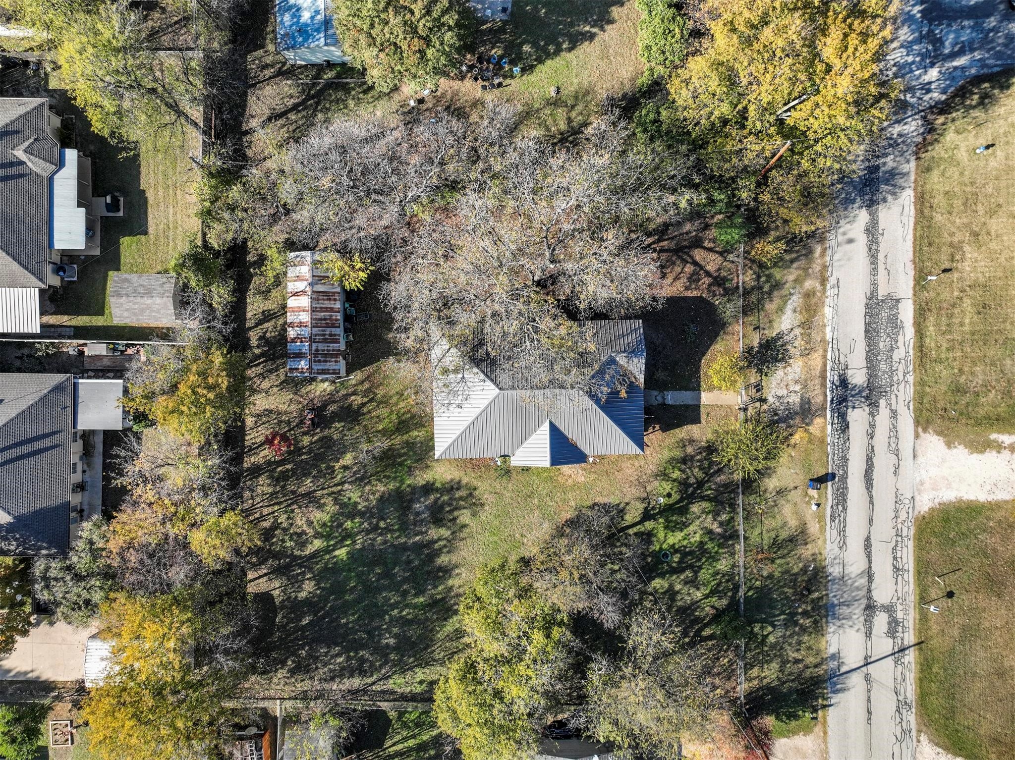 213 W Eldred Street