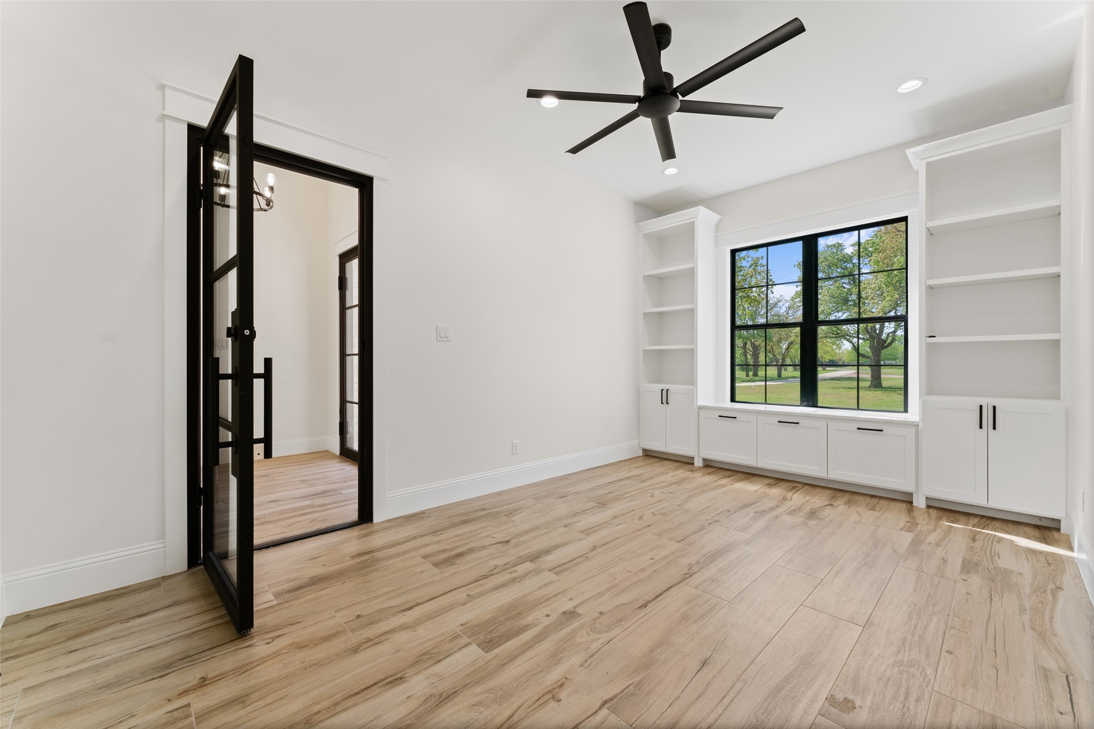 2437 County Road 529