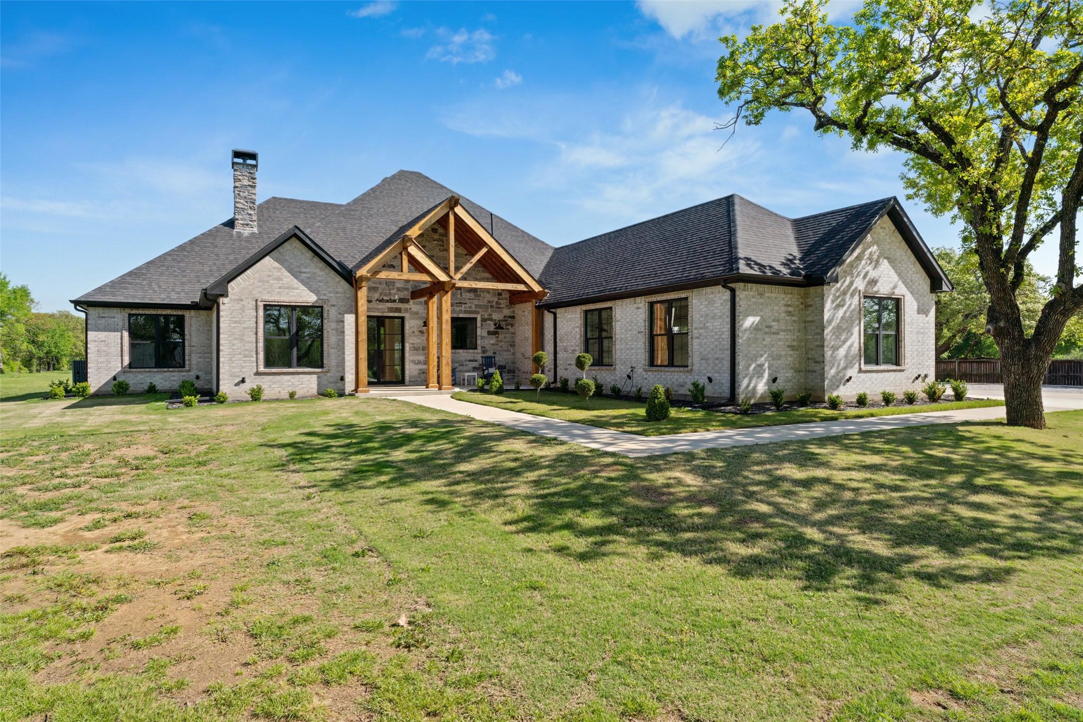 2437 County Road 529