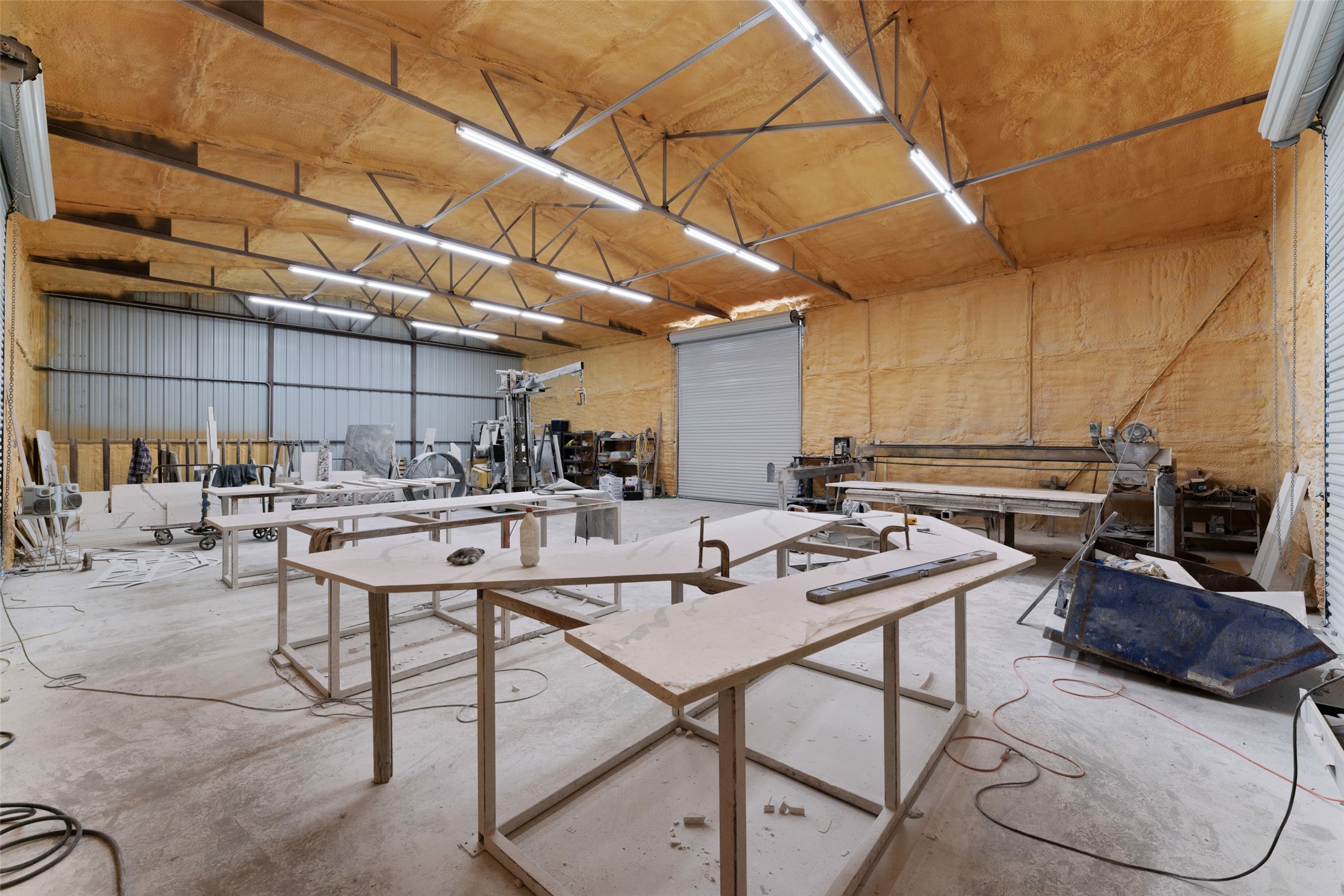 2437 County Road 529