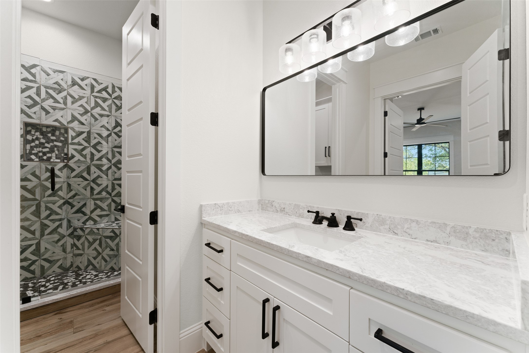 2437 County Road 529