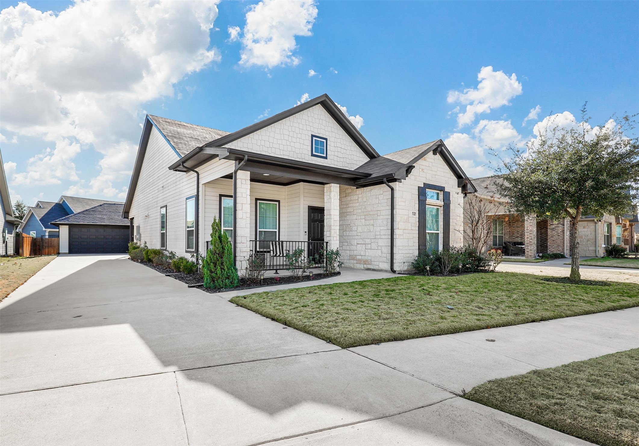 521 Heritage Trail