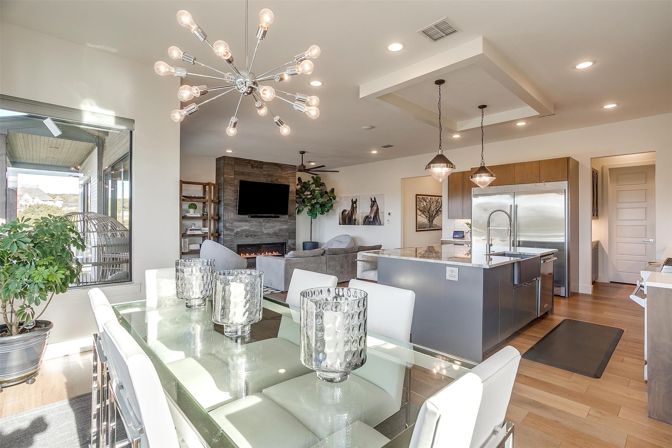2902 Grand Point Court