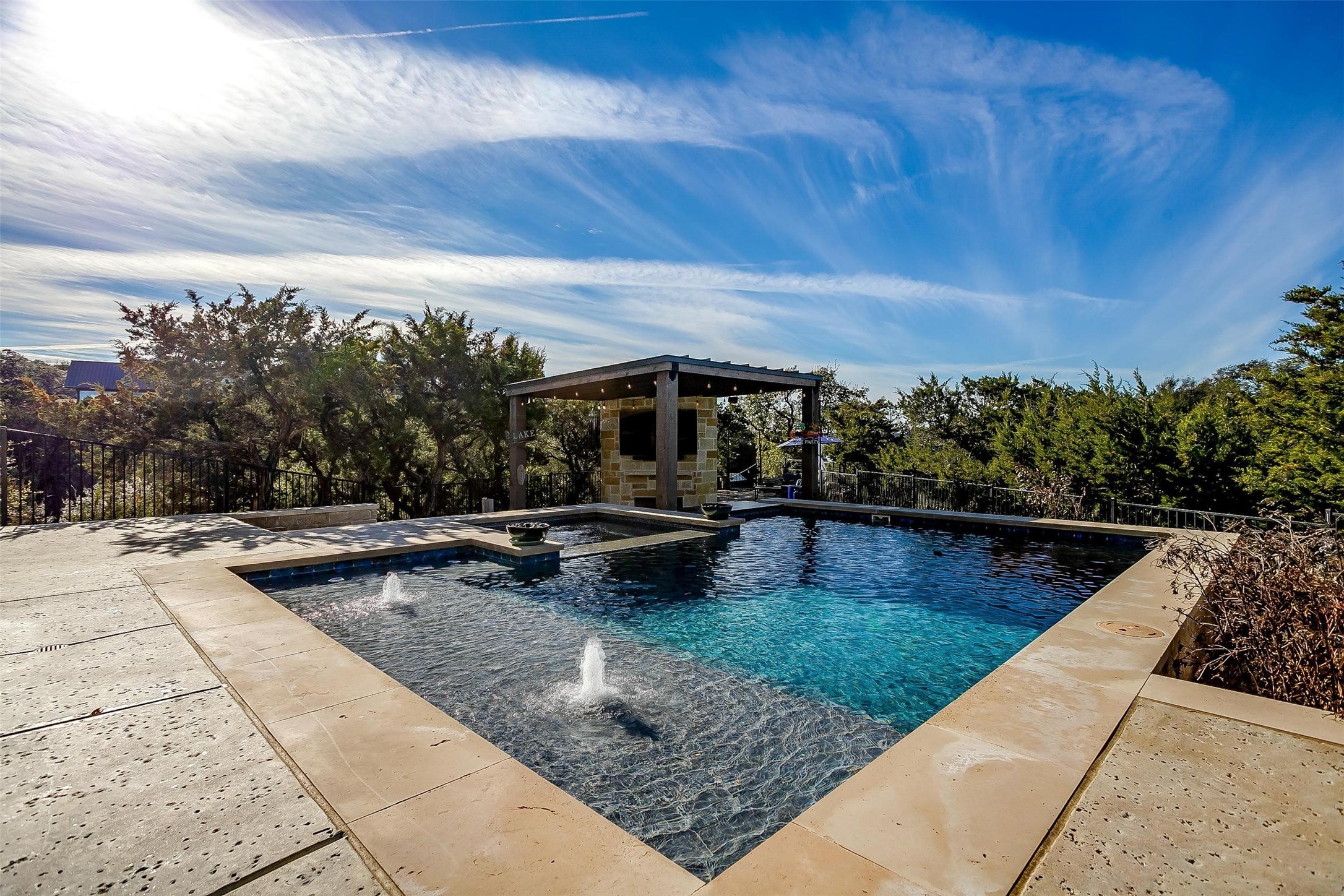 2902 Grand Point Court
