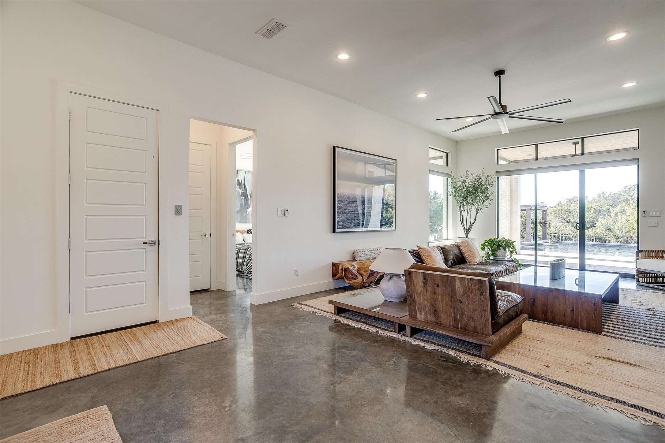 2902 Grand Point Court