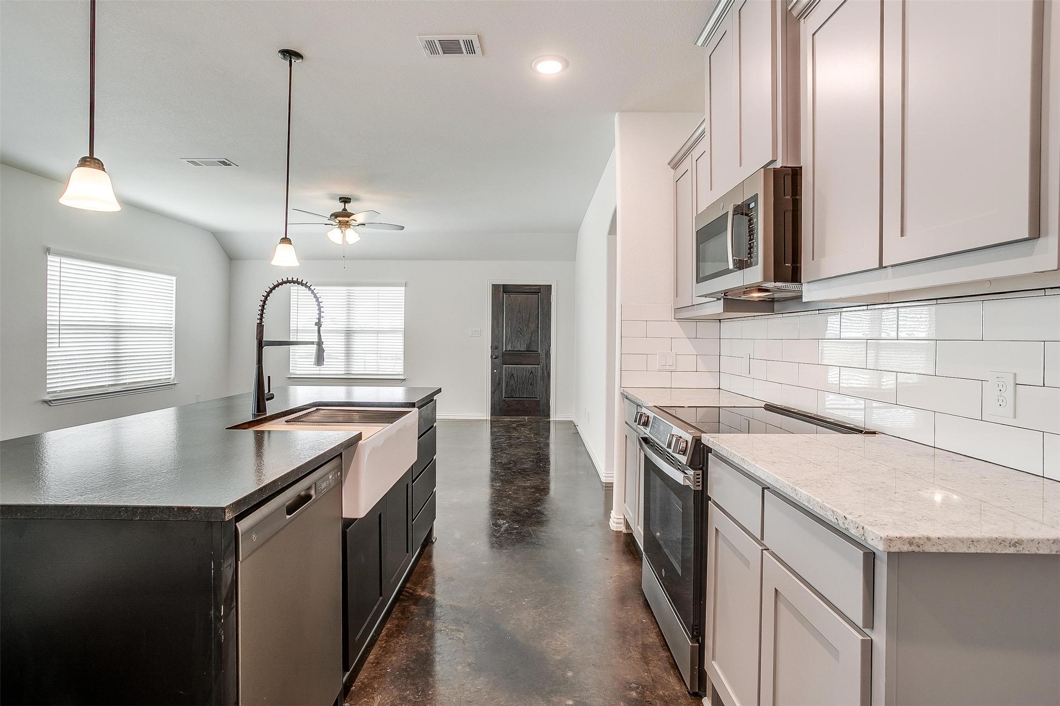 5617 High Plains Trail