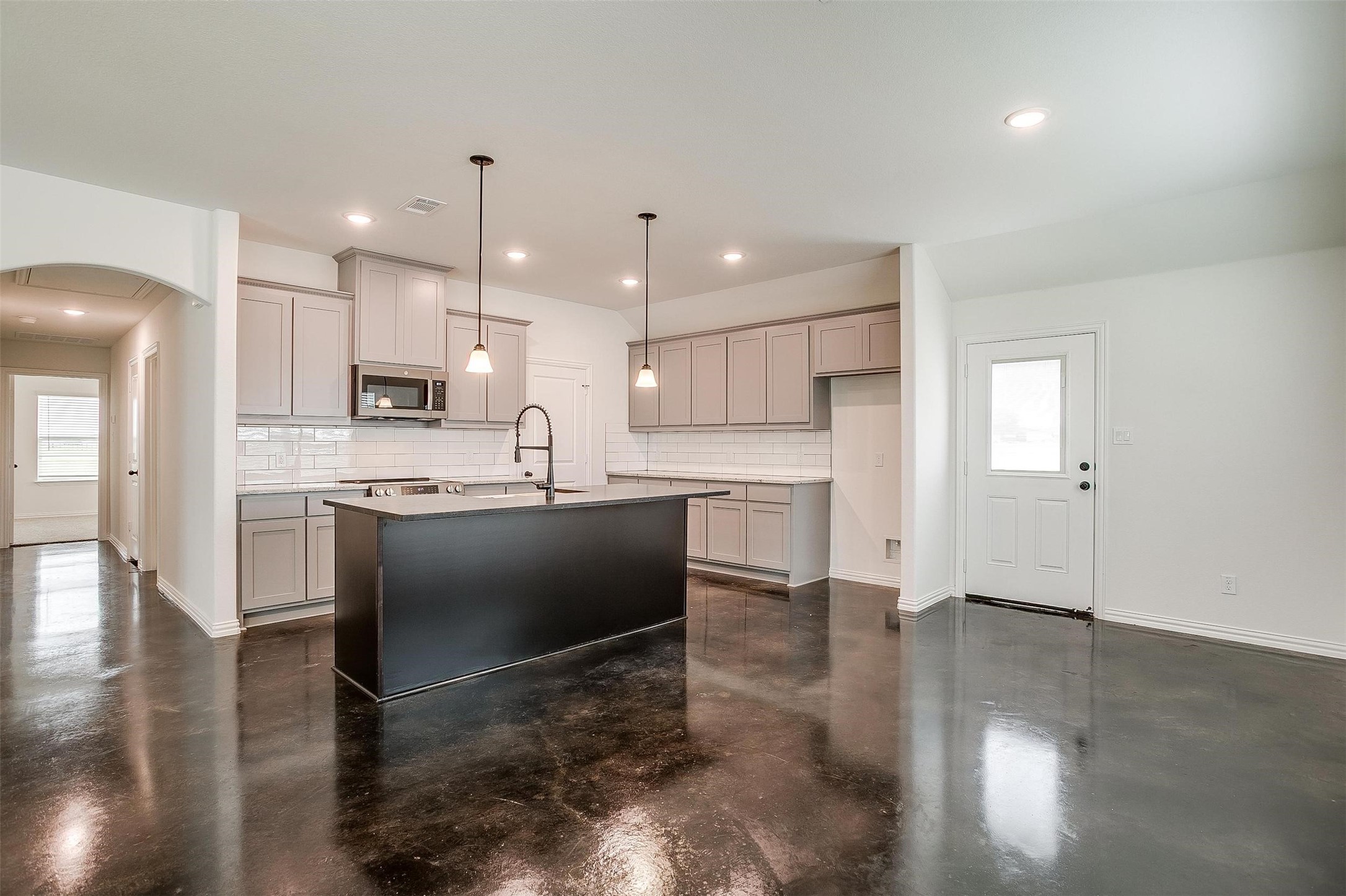 5617 High Plains Trail