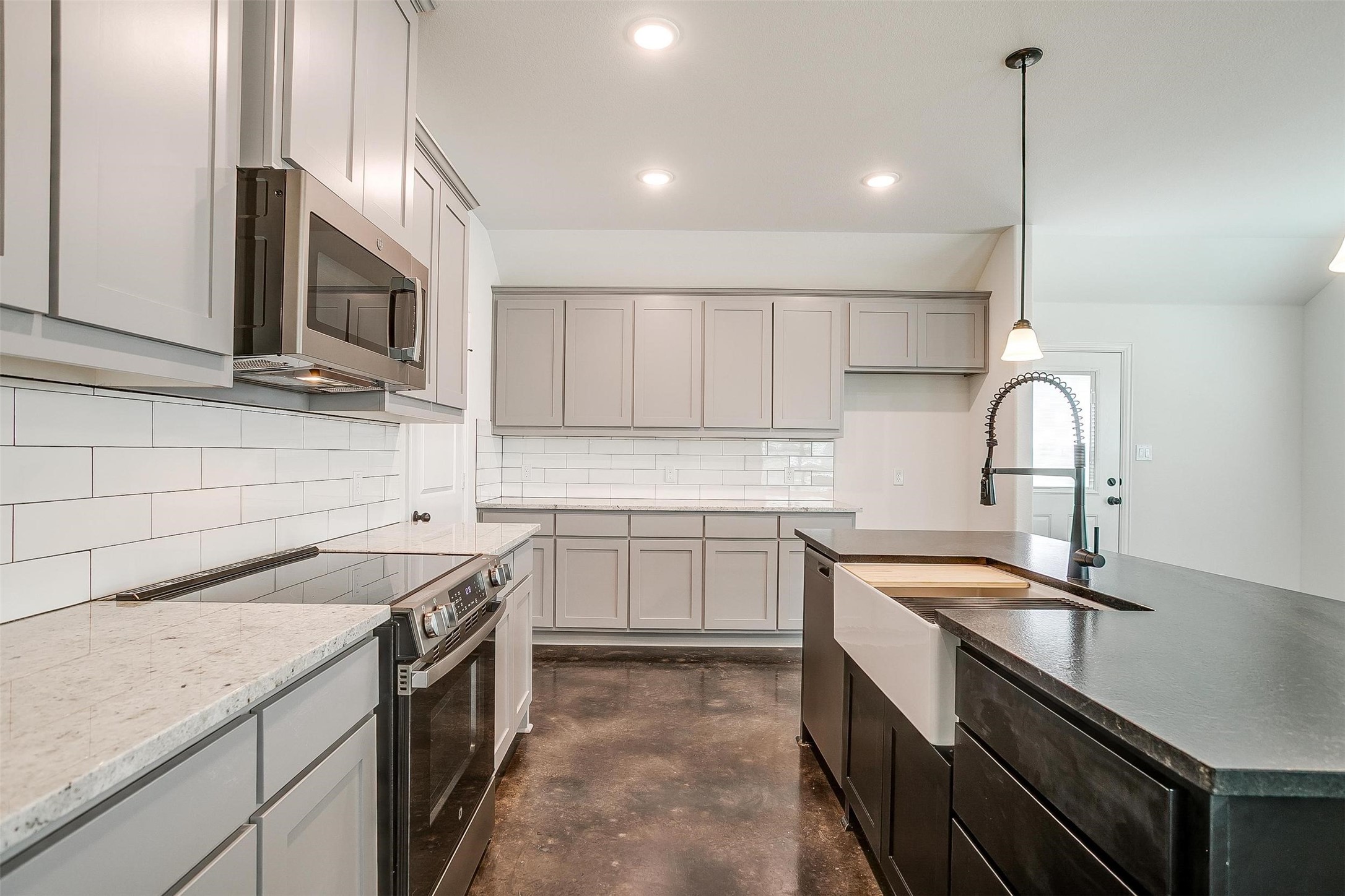 5617 High Plains Trail