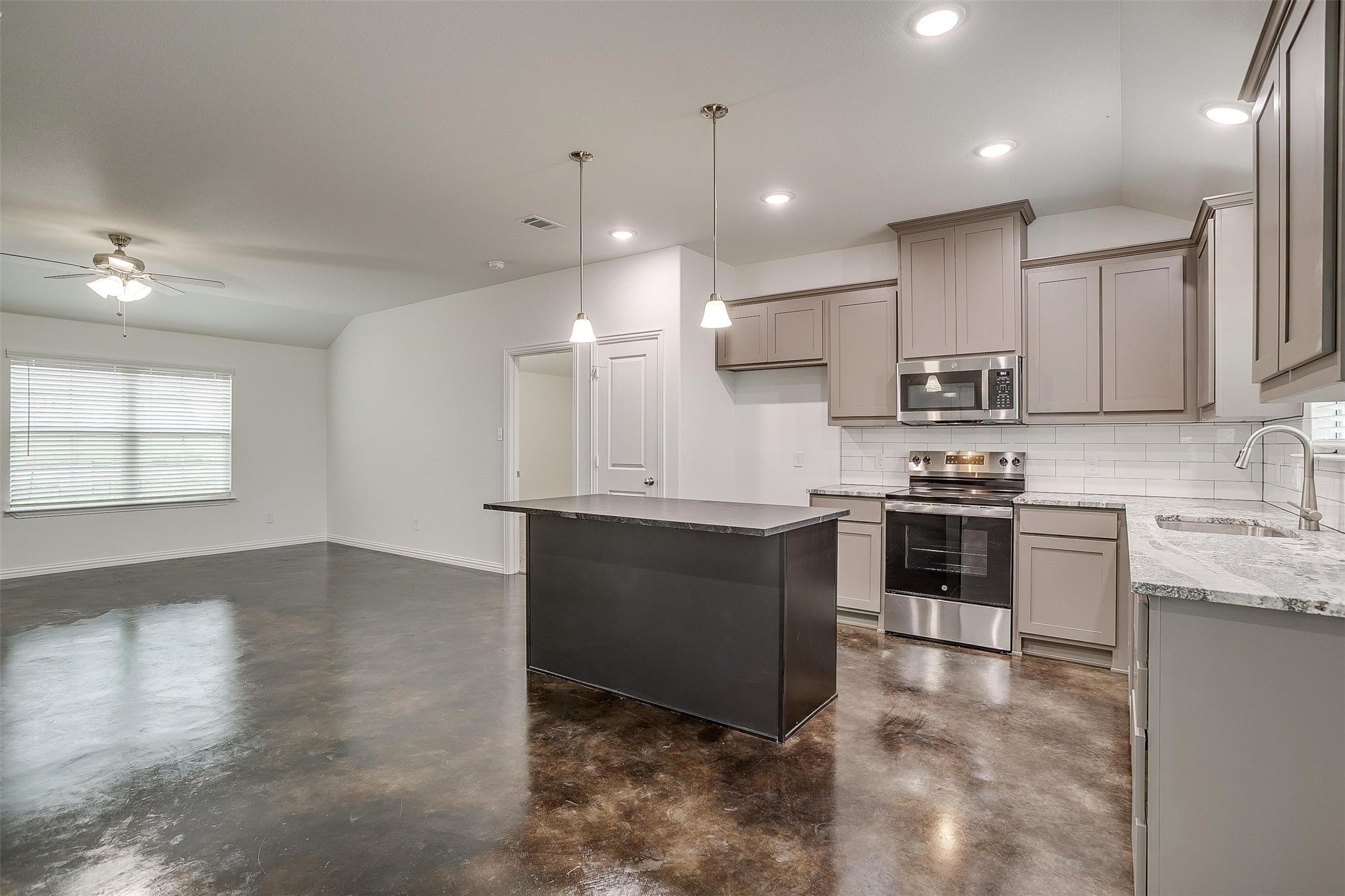 5716 High Plains Trail