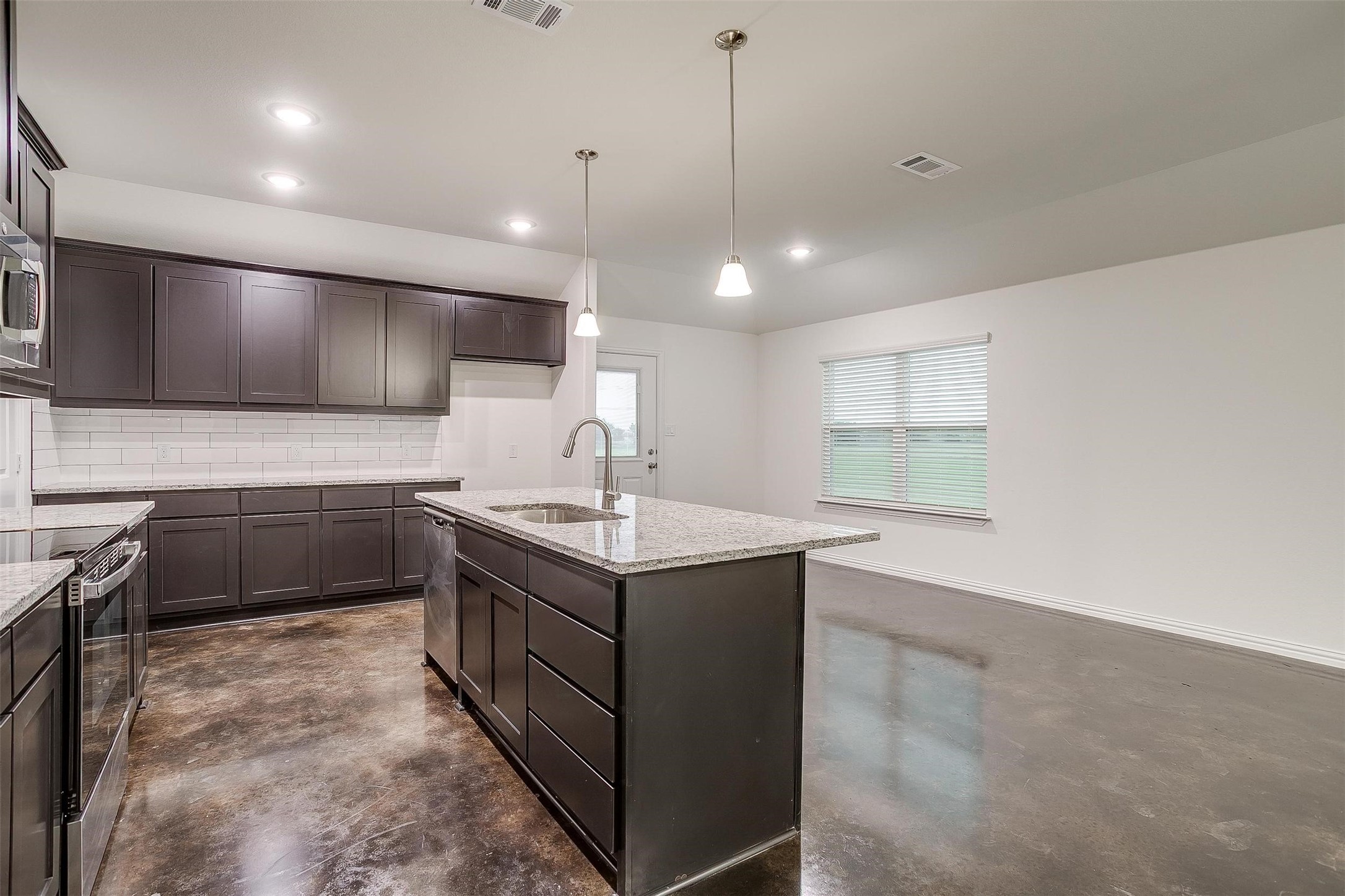 5824 High Plains Trail