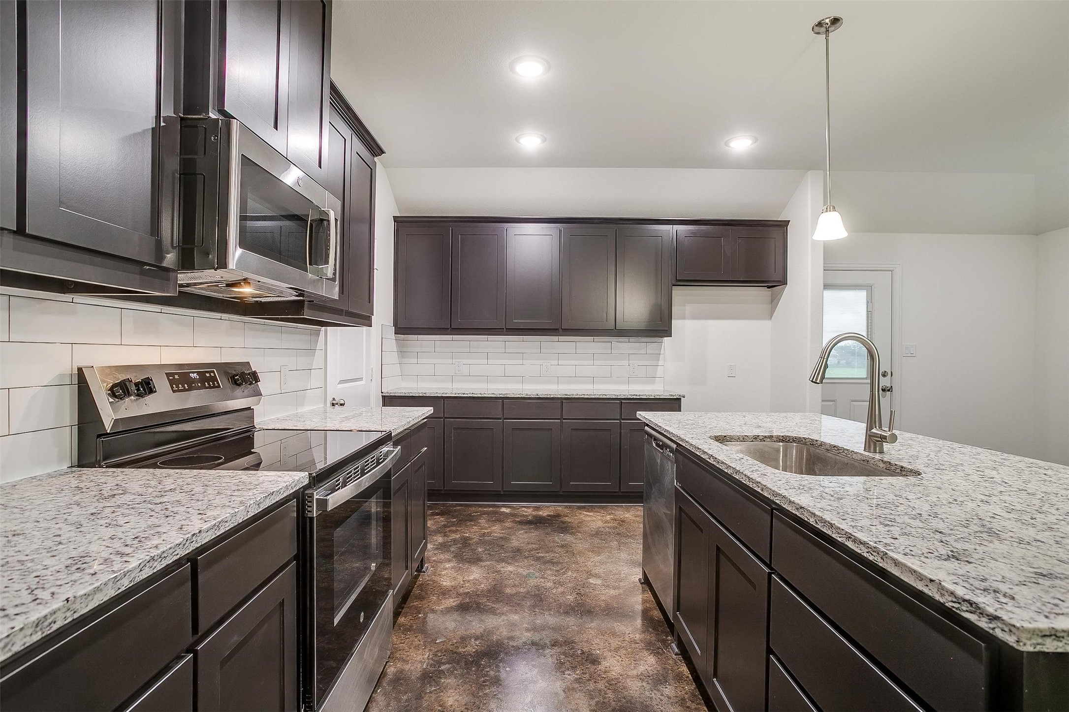 5824 High Plains Trail