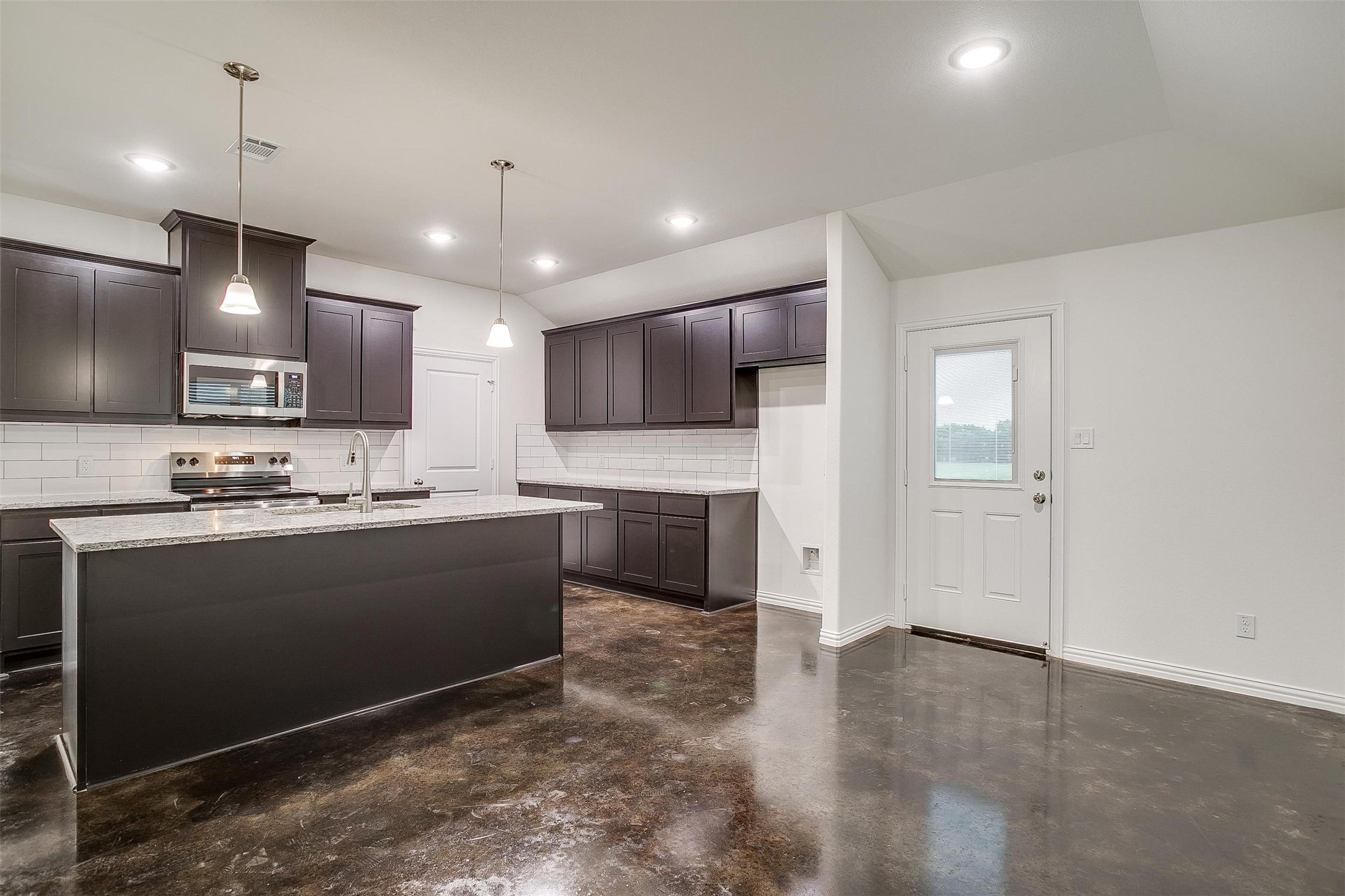 5824 High Plains Trail