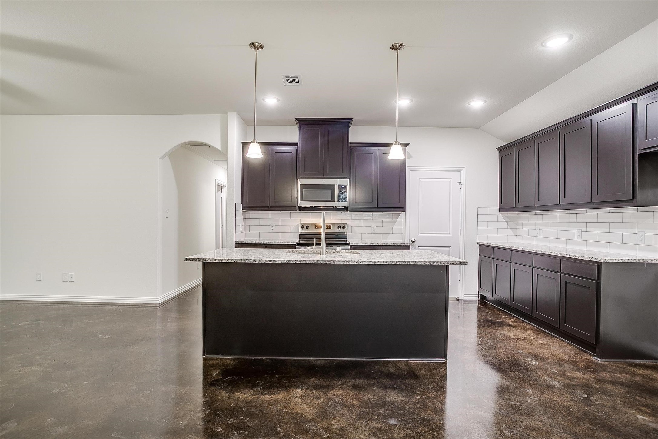 5824 High Plains Trail