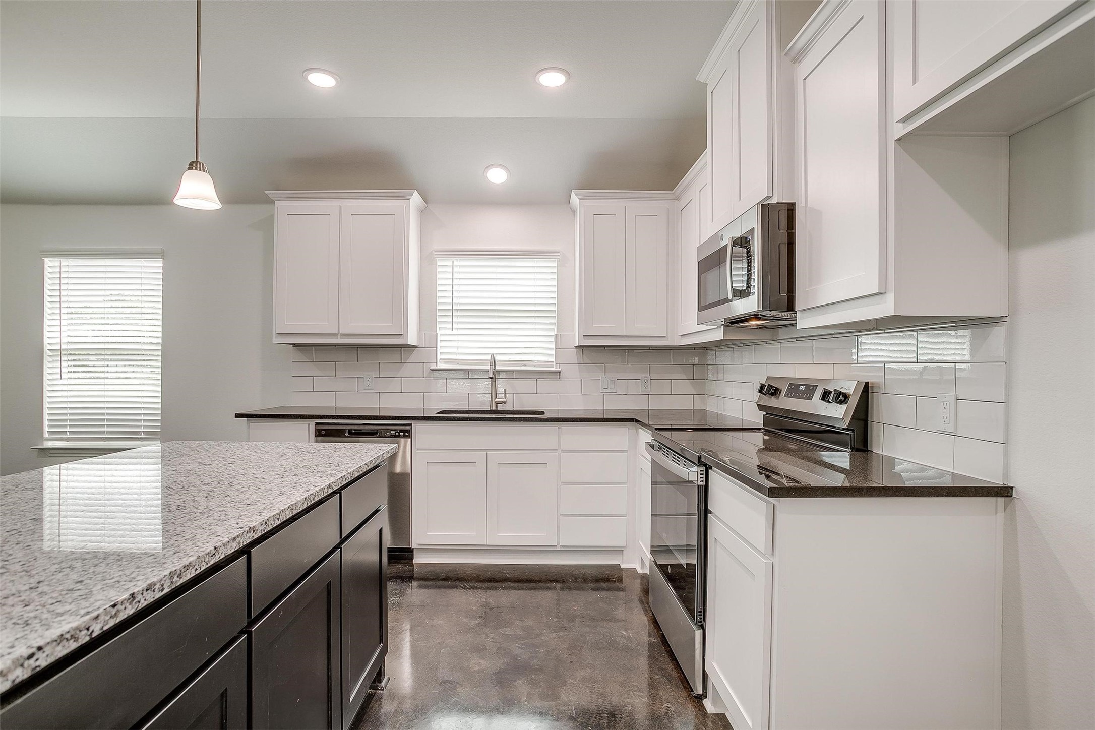 5832 High Plains Trail