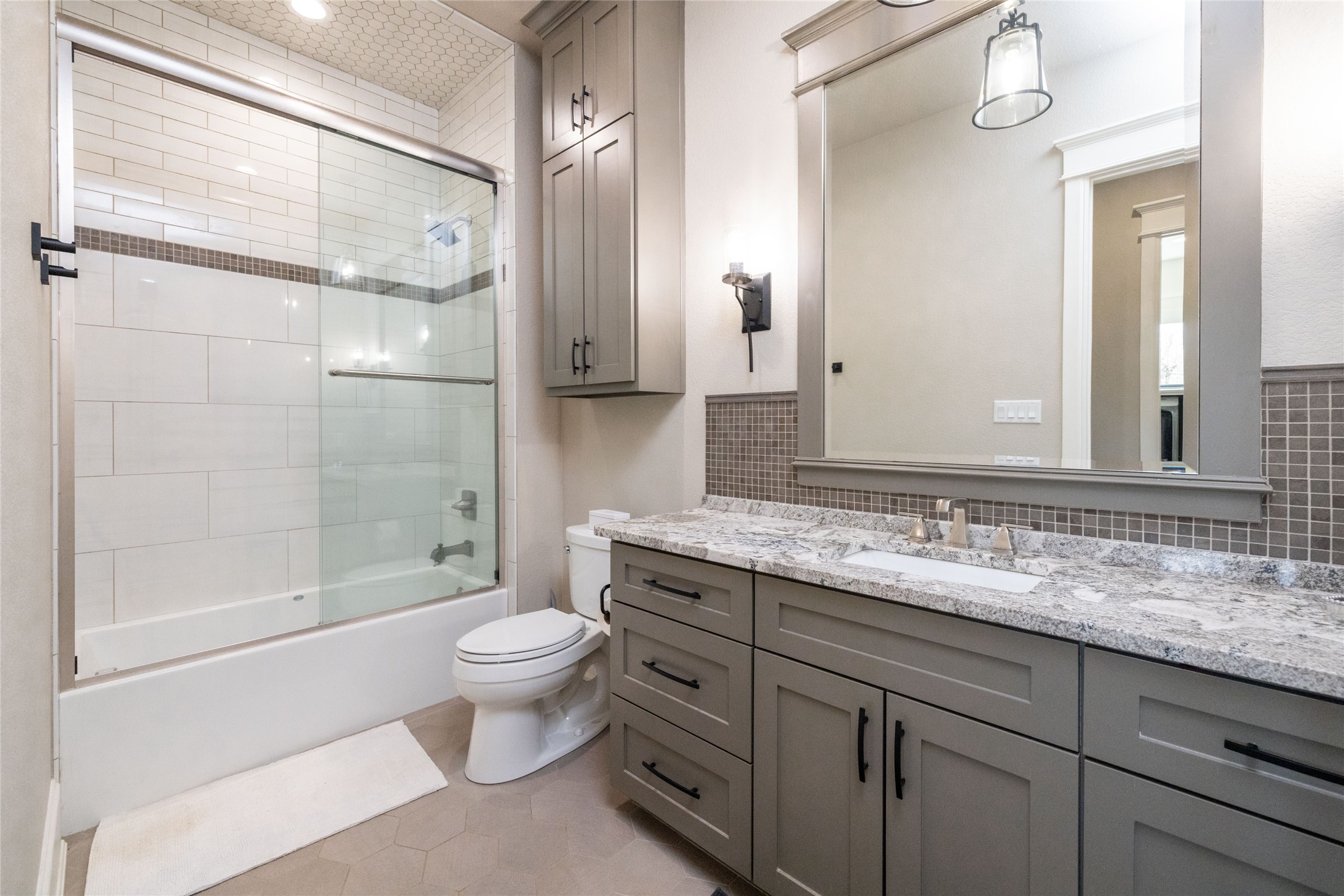 204 Shady Oaks Drive