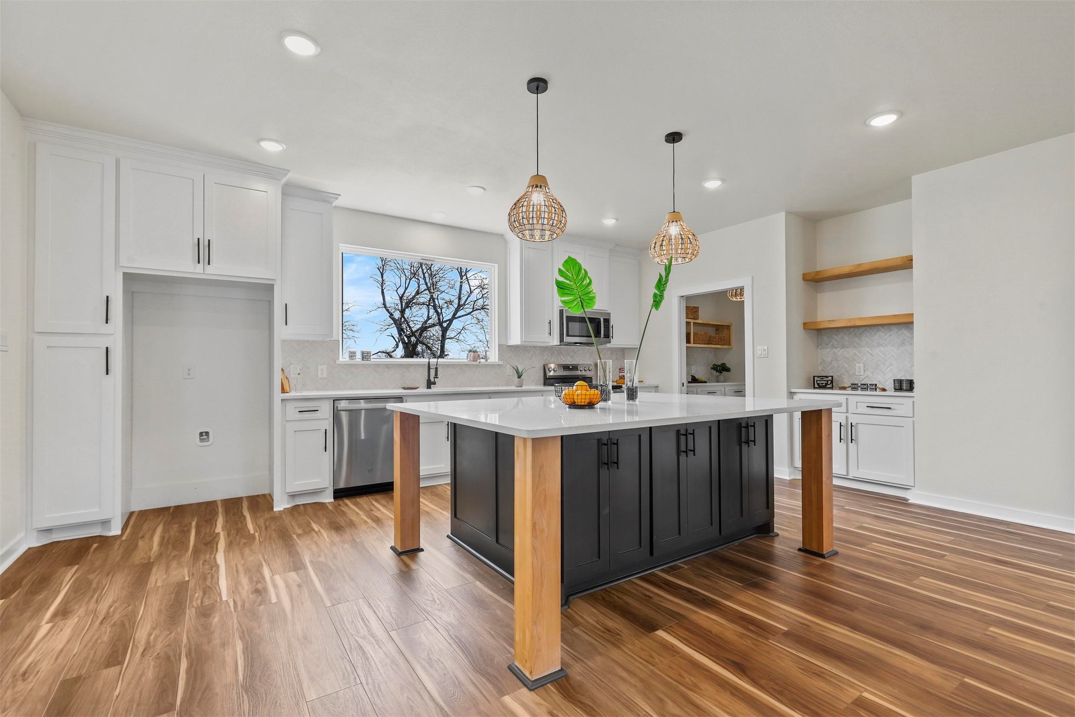 119 Bush Drive