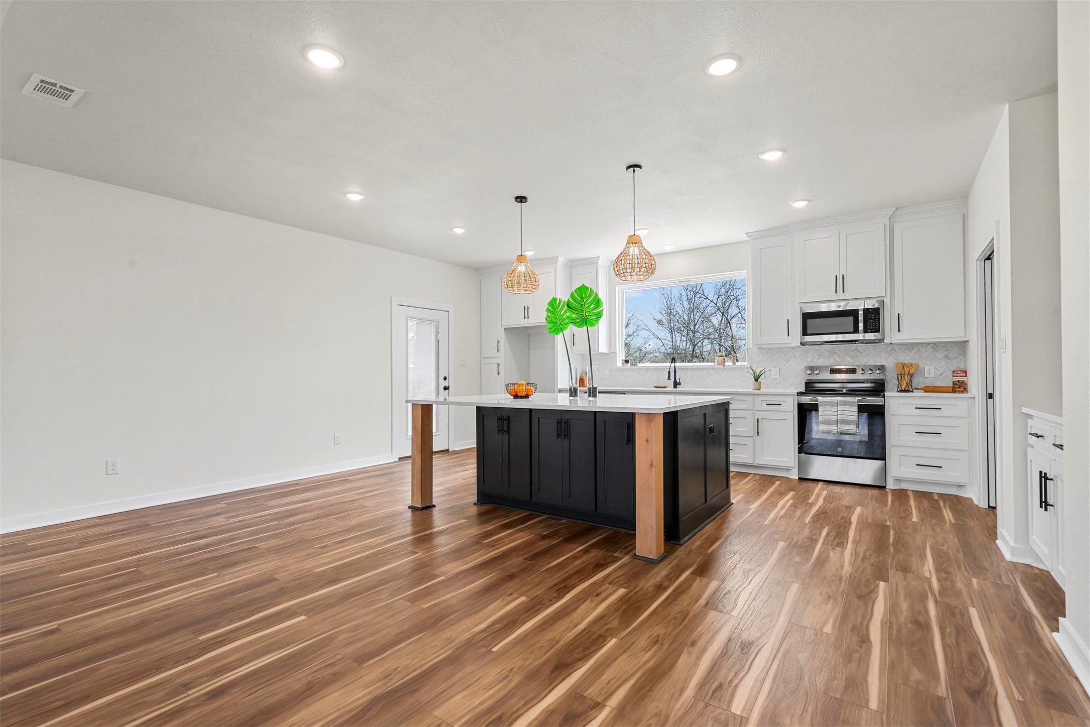 119 Bush Drive
