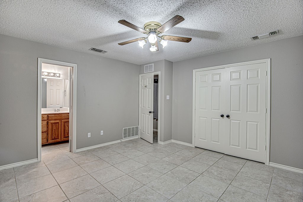 1033 Oak Valley Road