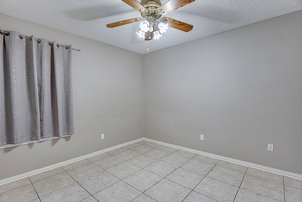 1033 Oak Valley Road