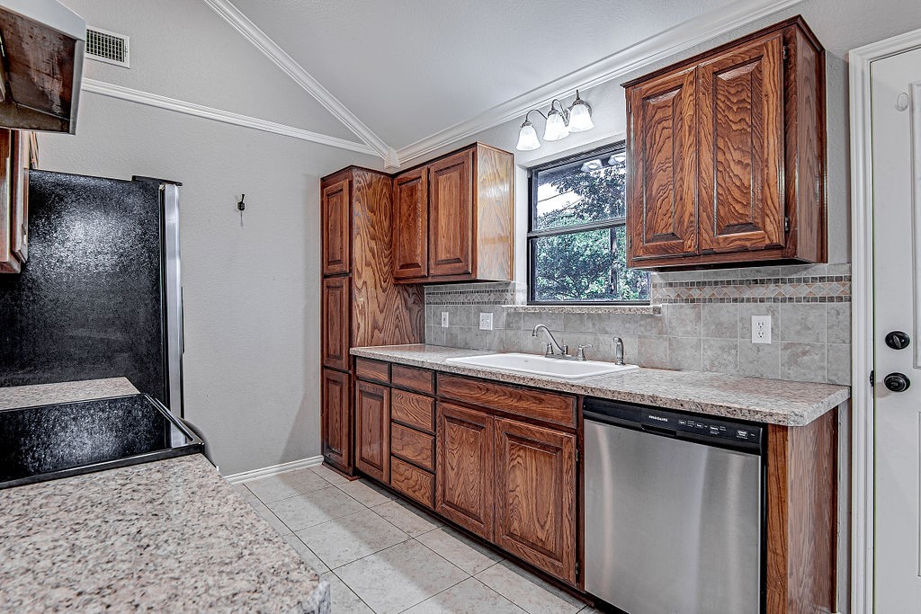 1033 Oak Valley Road