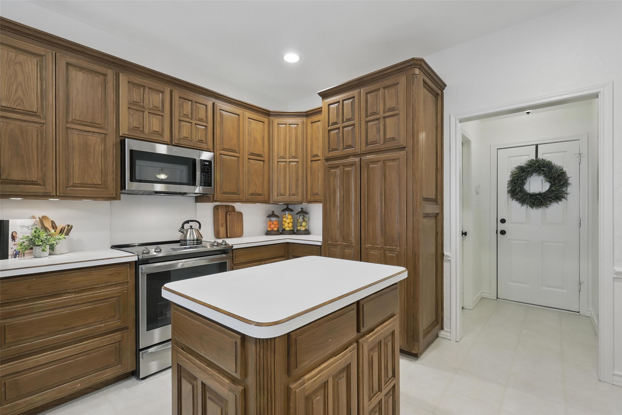 1113 Blue Gill Lane