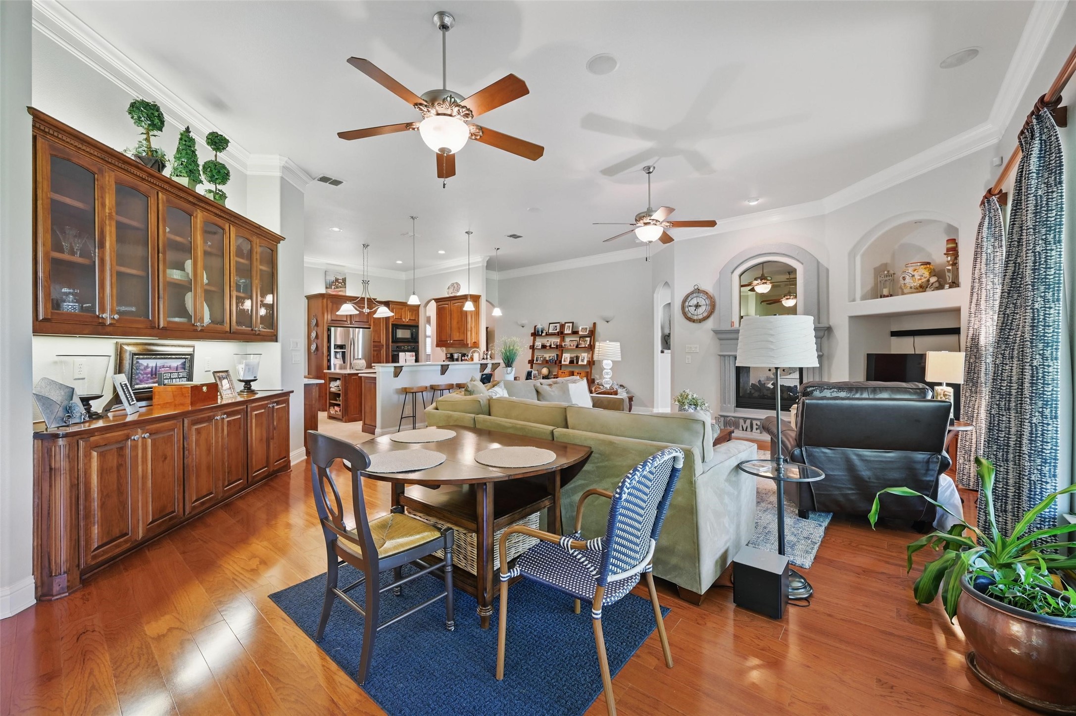 836 Merion Drive