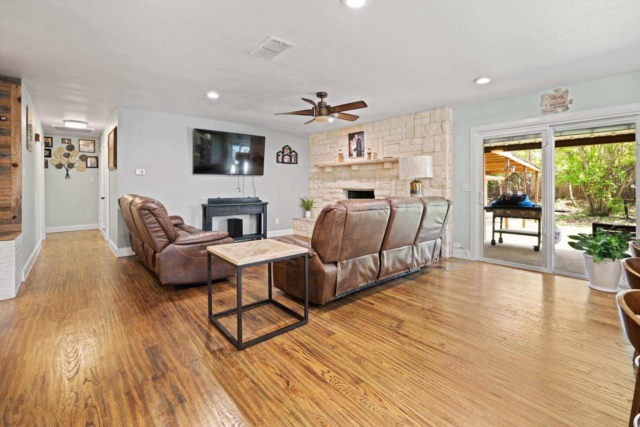 811 Ridgeway Road