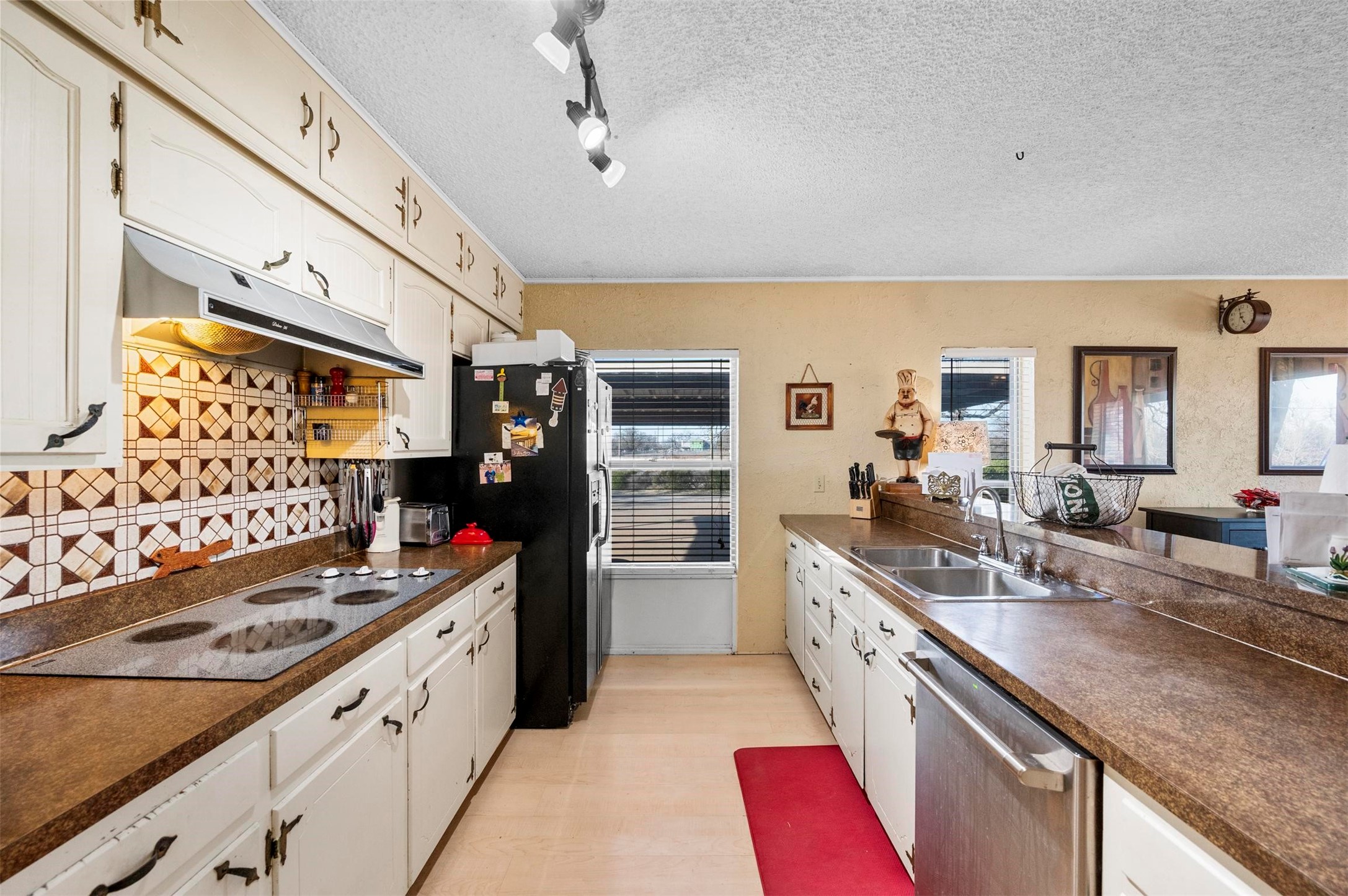 3225 Farm to Market 731