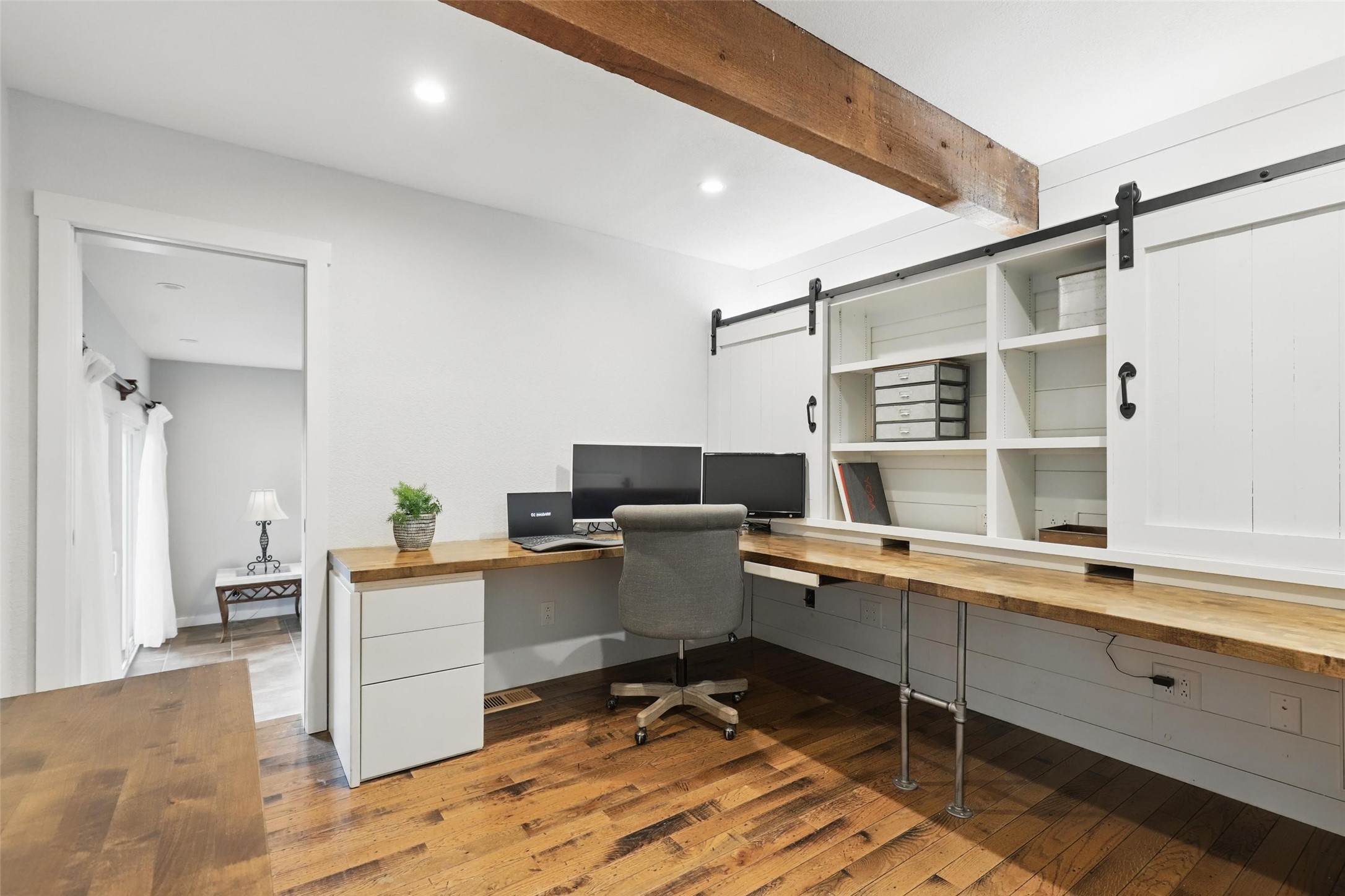 4009 Seminole Trail