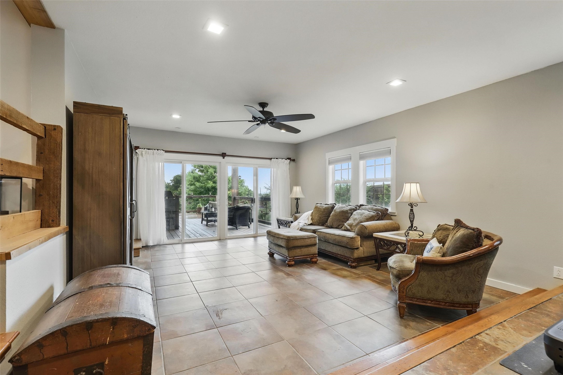 4009 Seminole Trail
