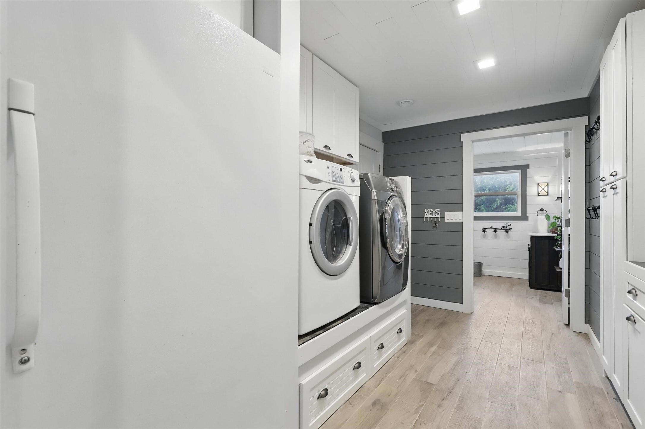 4009 Seminole Trail