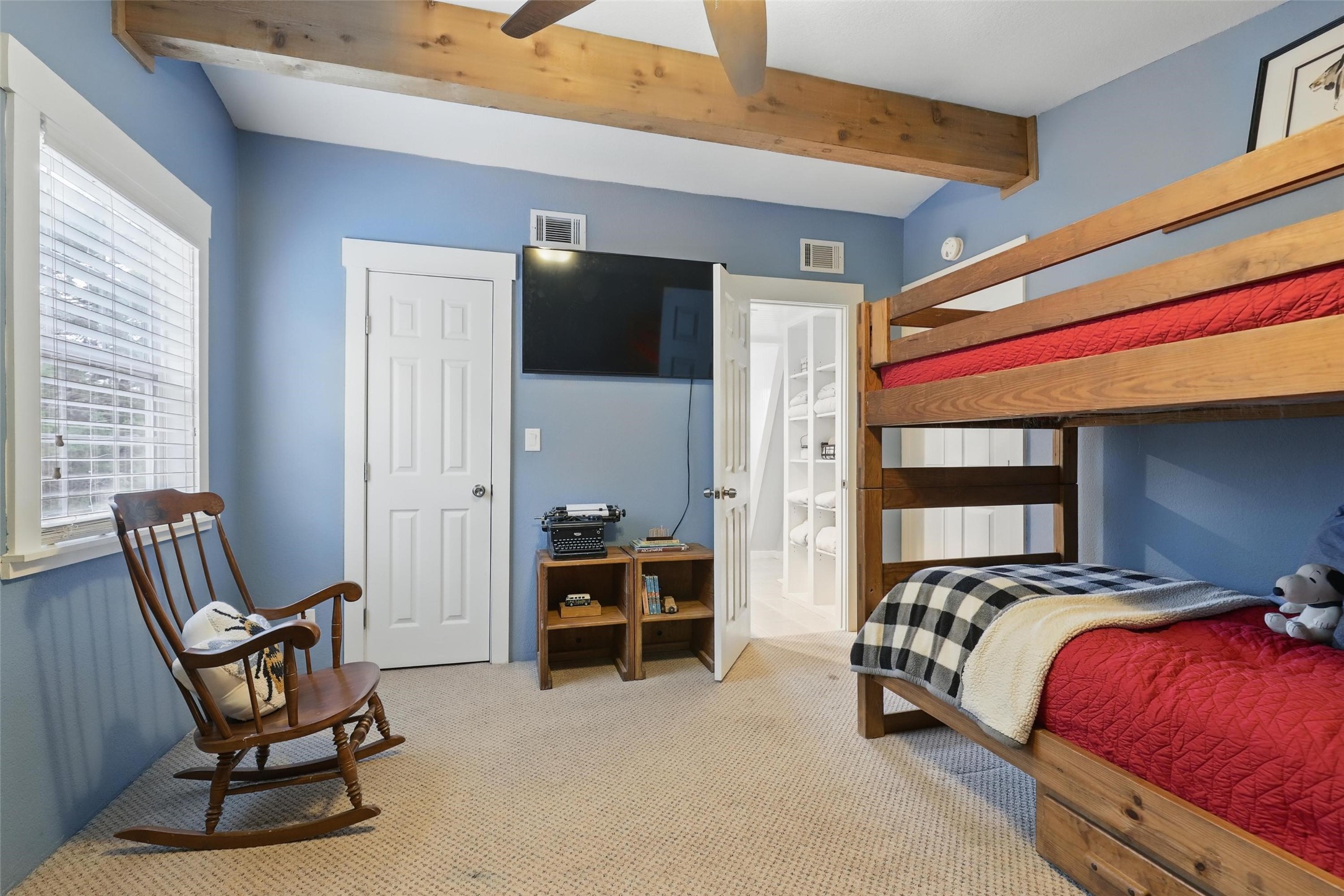 4009 Seminole Trail