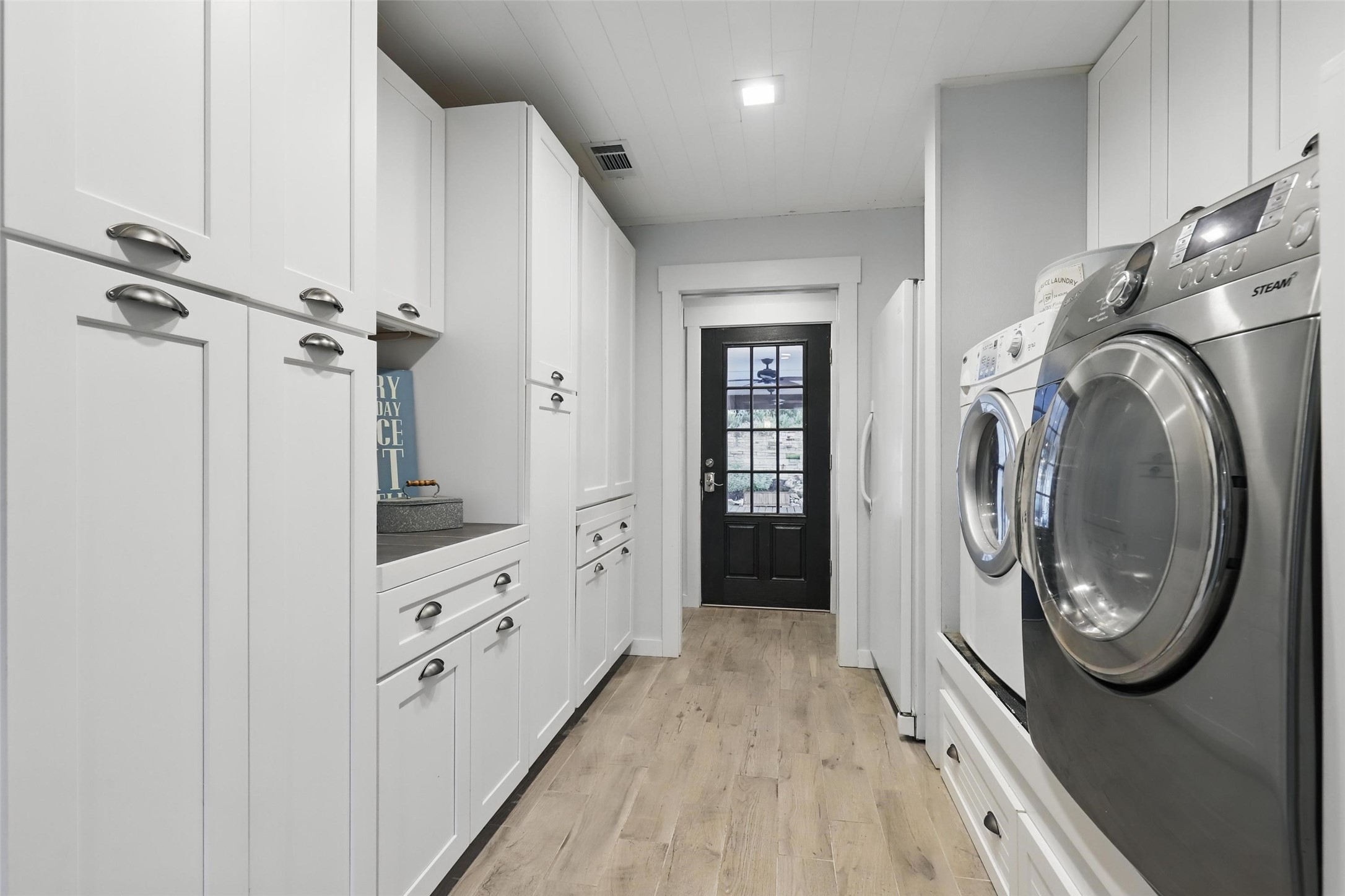 4009 Seminole Trail