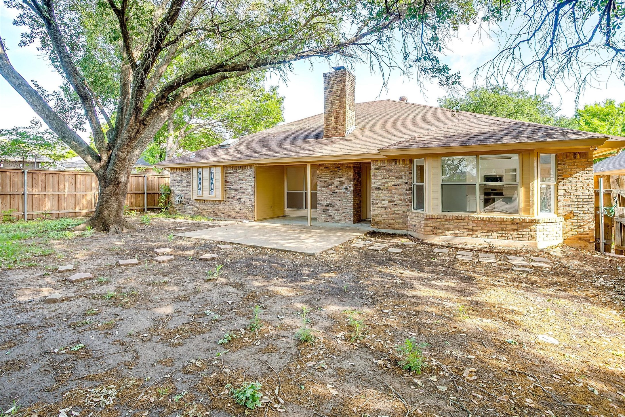 3945 Marsh Lane