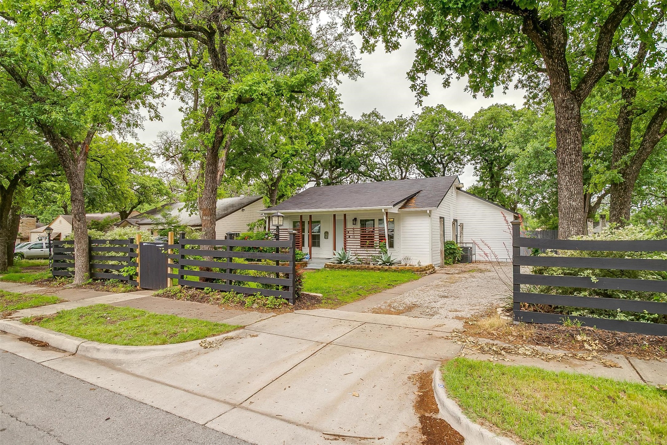 420 Catherine Street