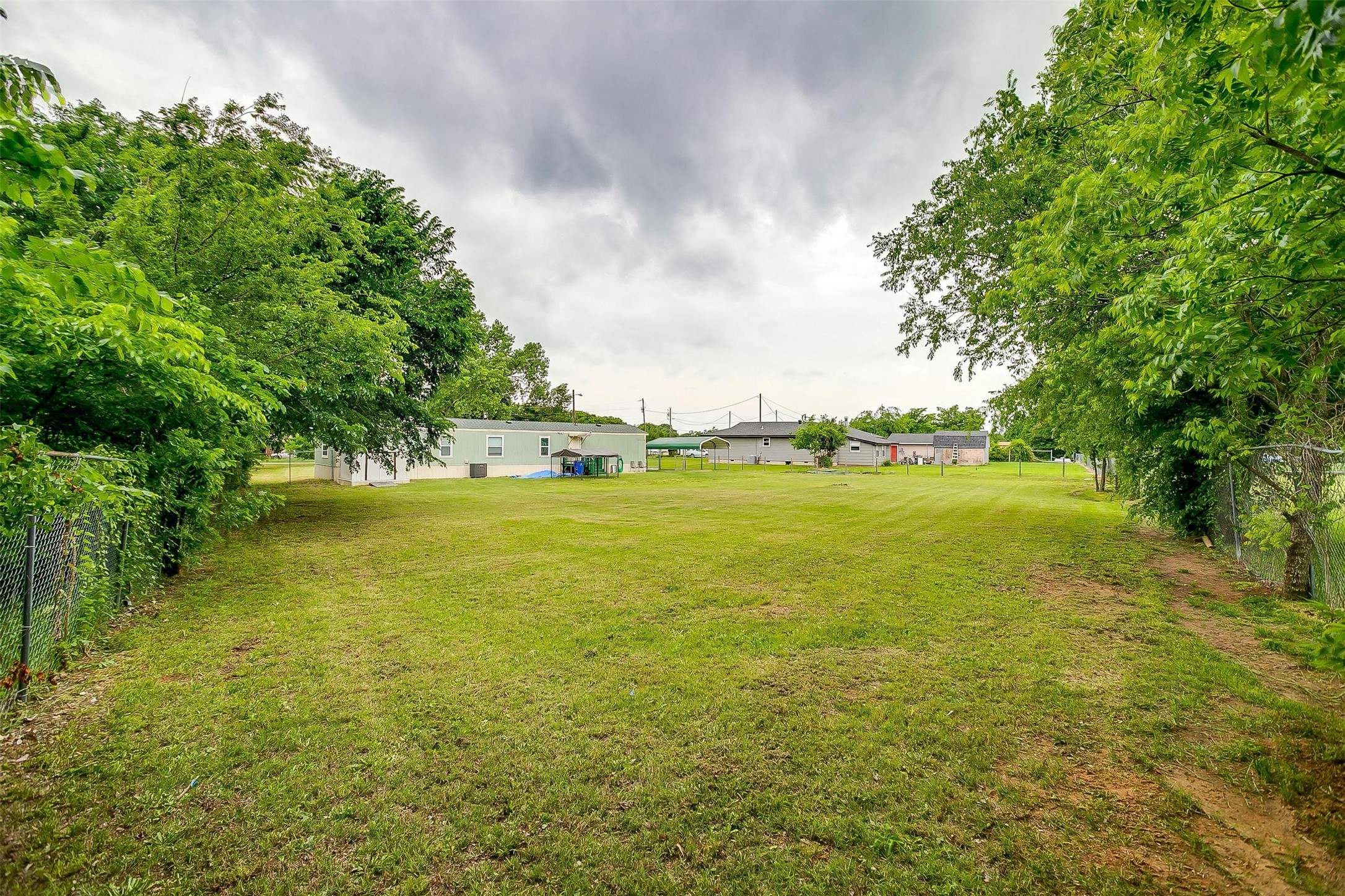 1833 Lariat Lane