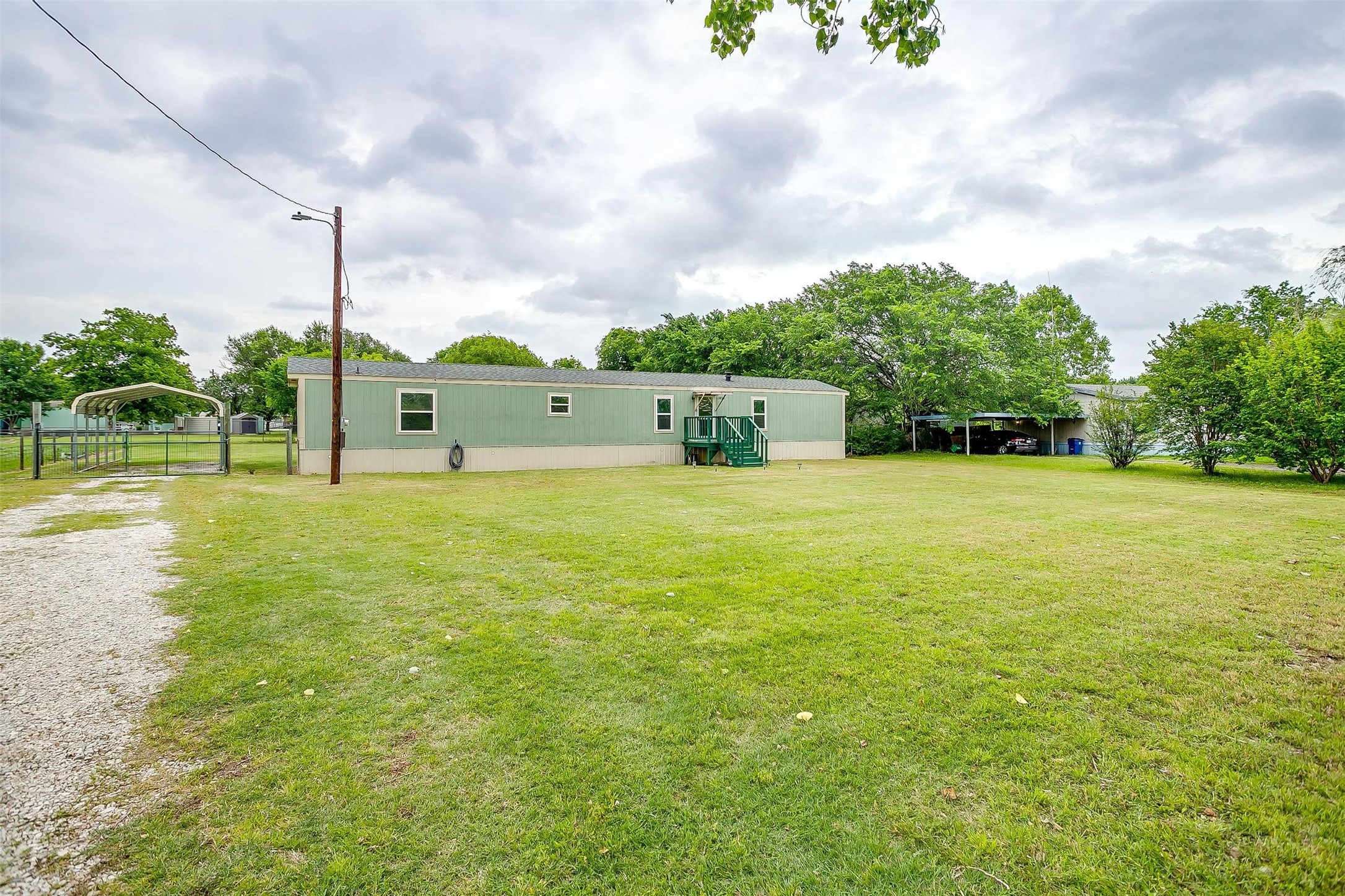 1833 Lariat Lane