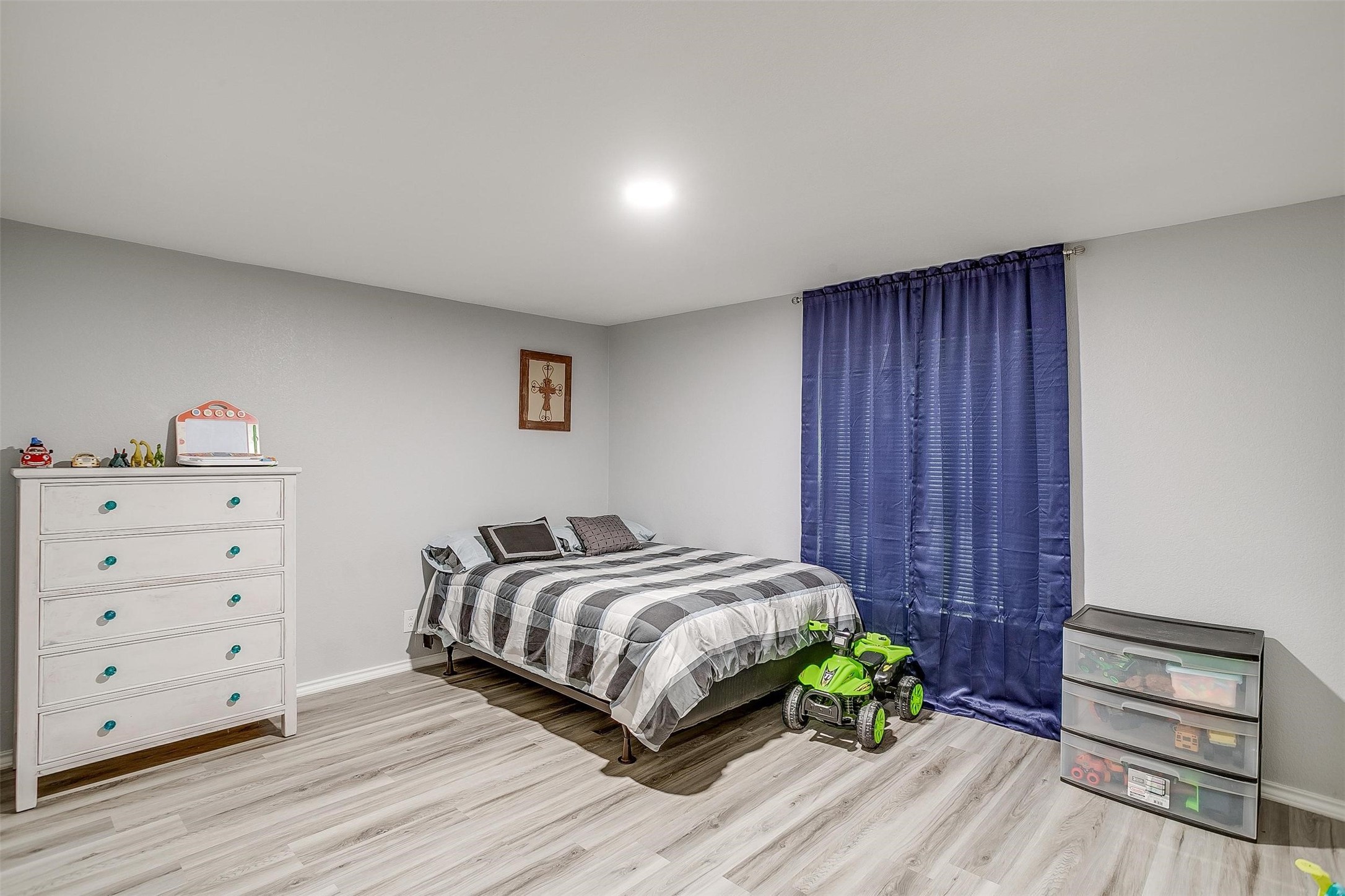 1833 Lariat Lane