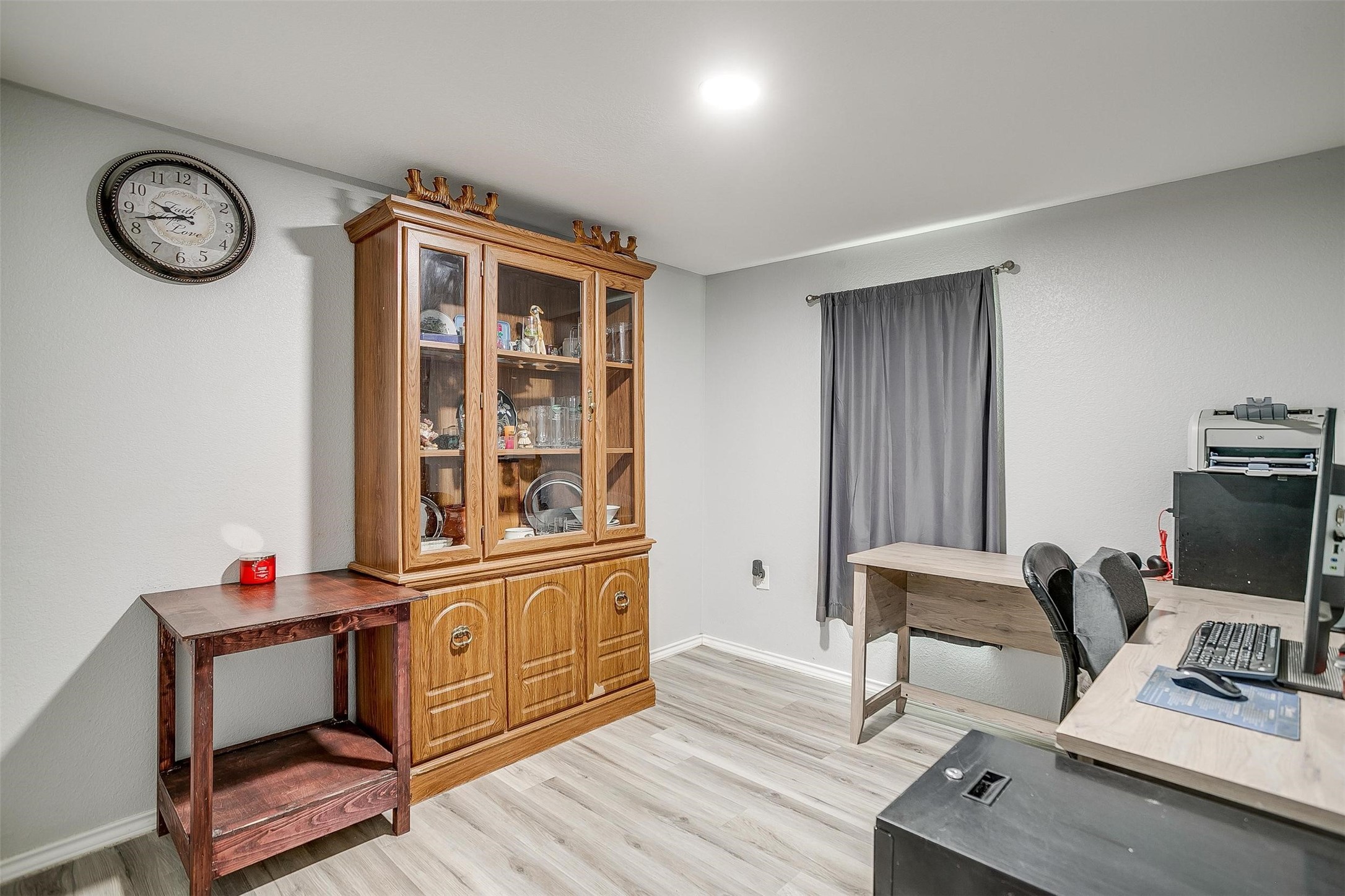 1833 Lariat Lane