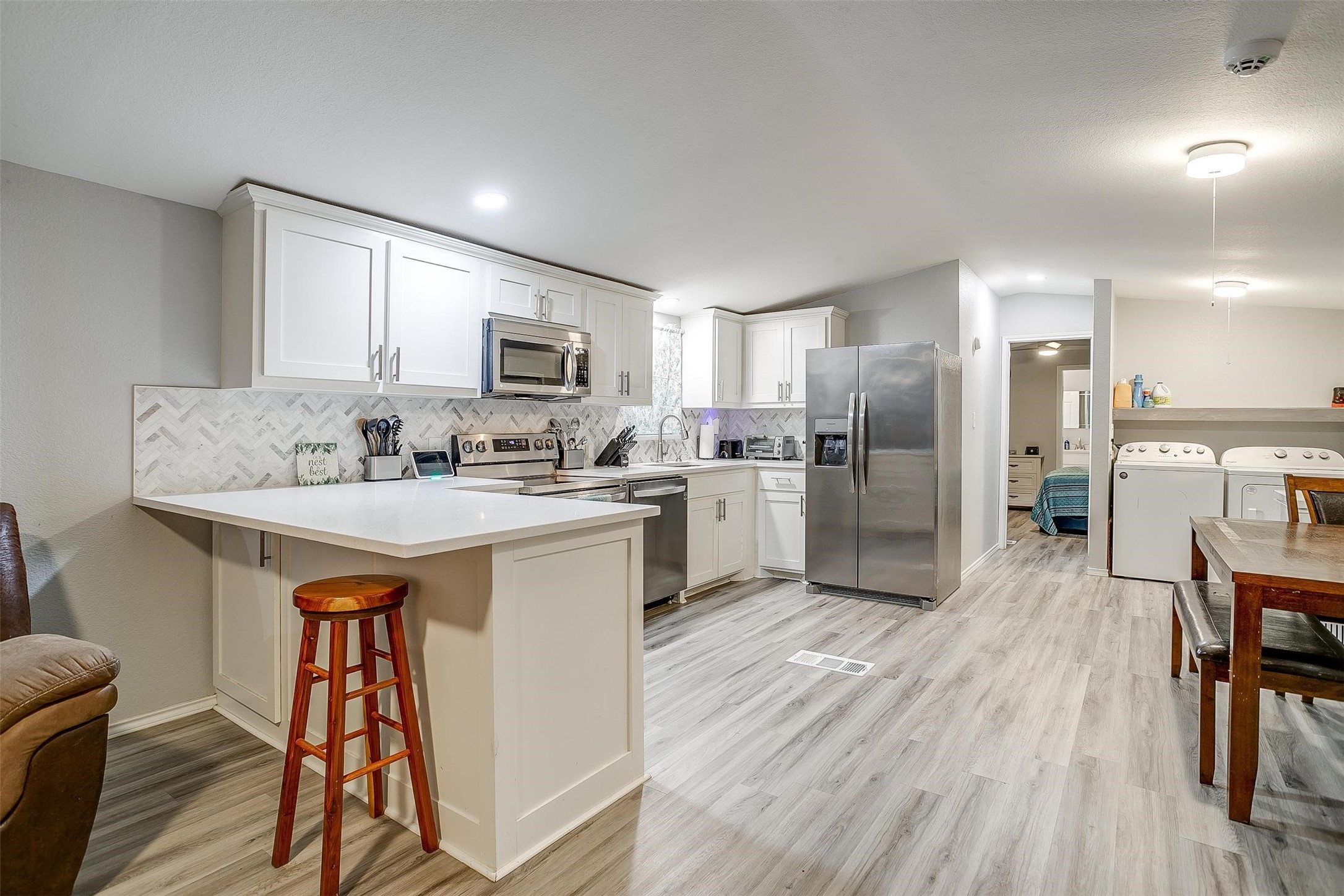 1833 Lariat Lane