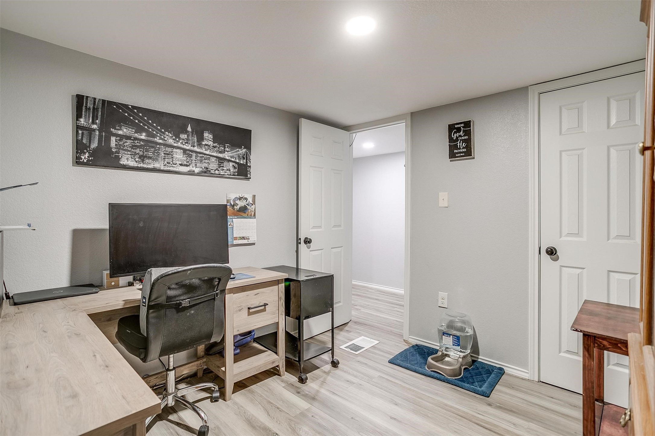 1833 Lariat Lane
