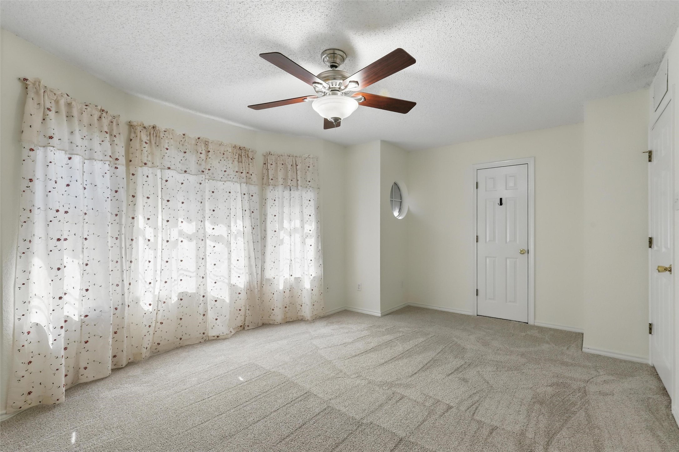 221 Valley Ranch Road