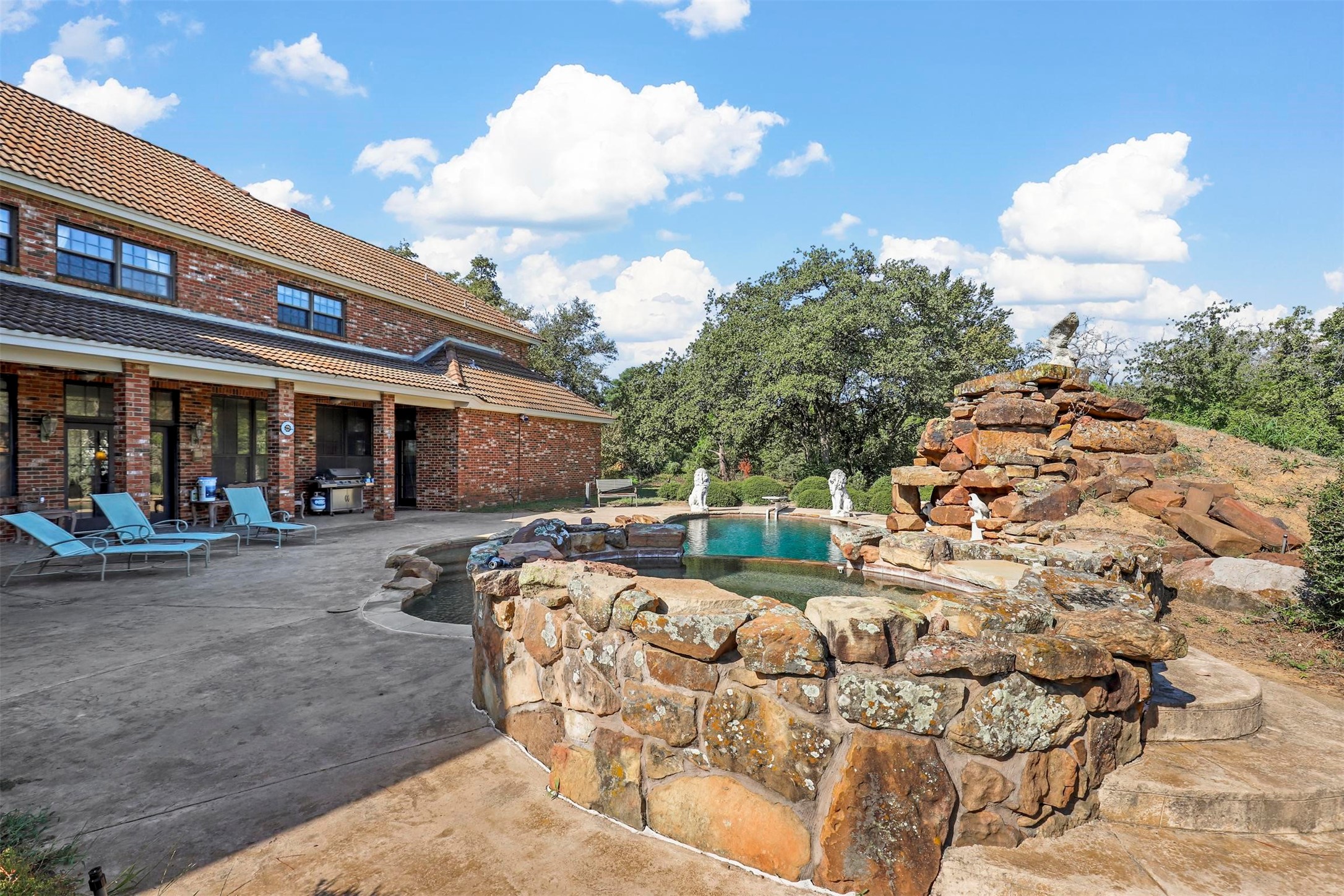 3705 Northcrest Drive