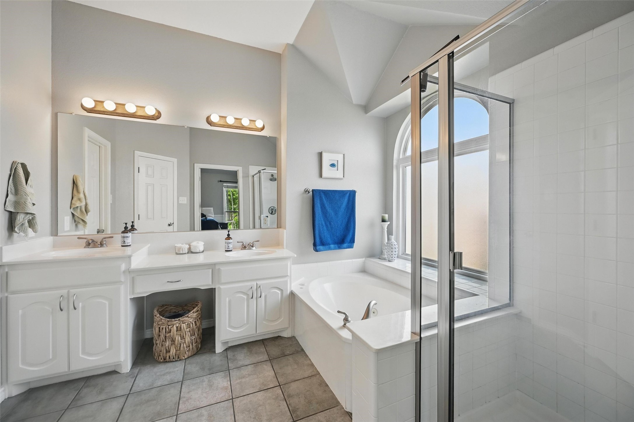 5332 Rolling Meadows Drive