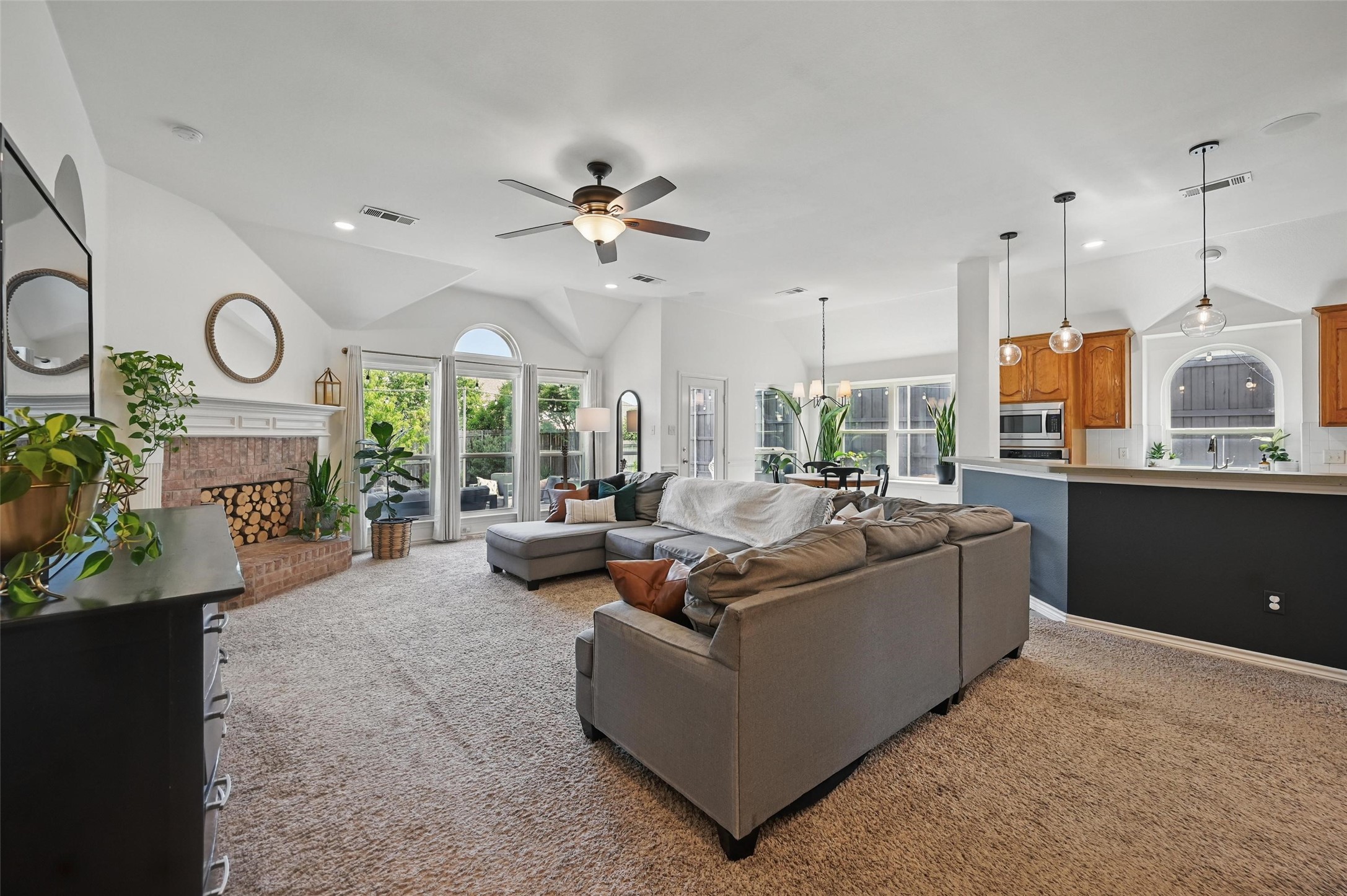 5332 Rolling Meadows Drive