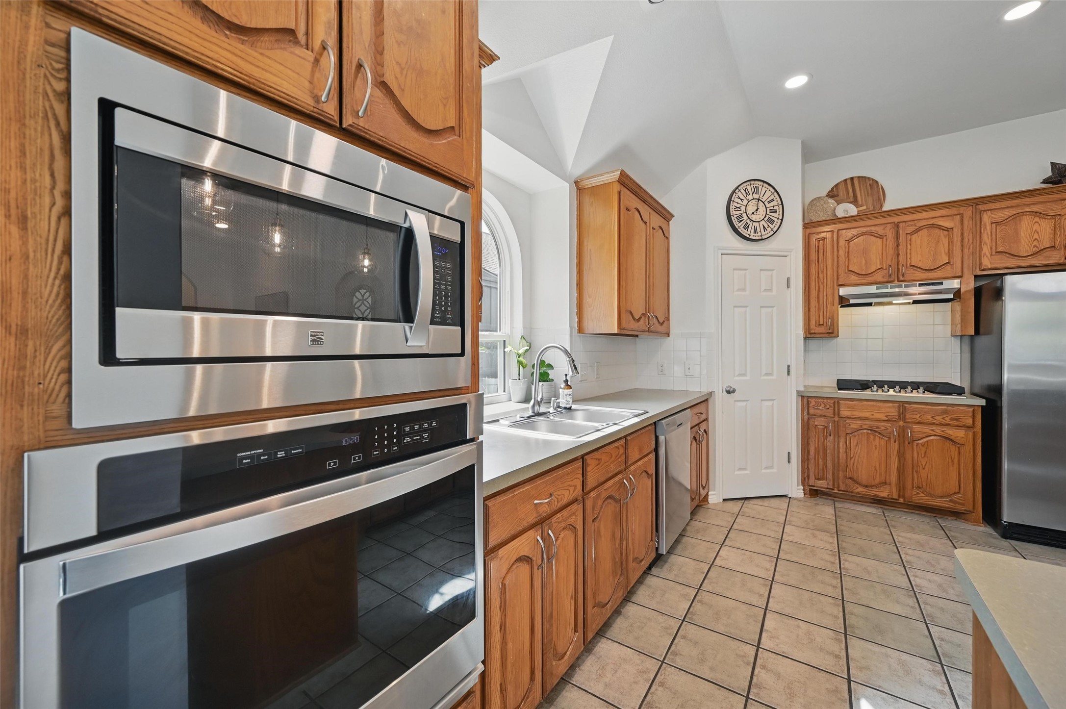 5332 Rolling Meadows Drive