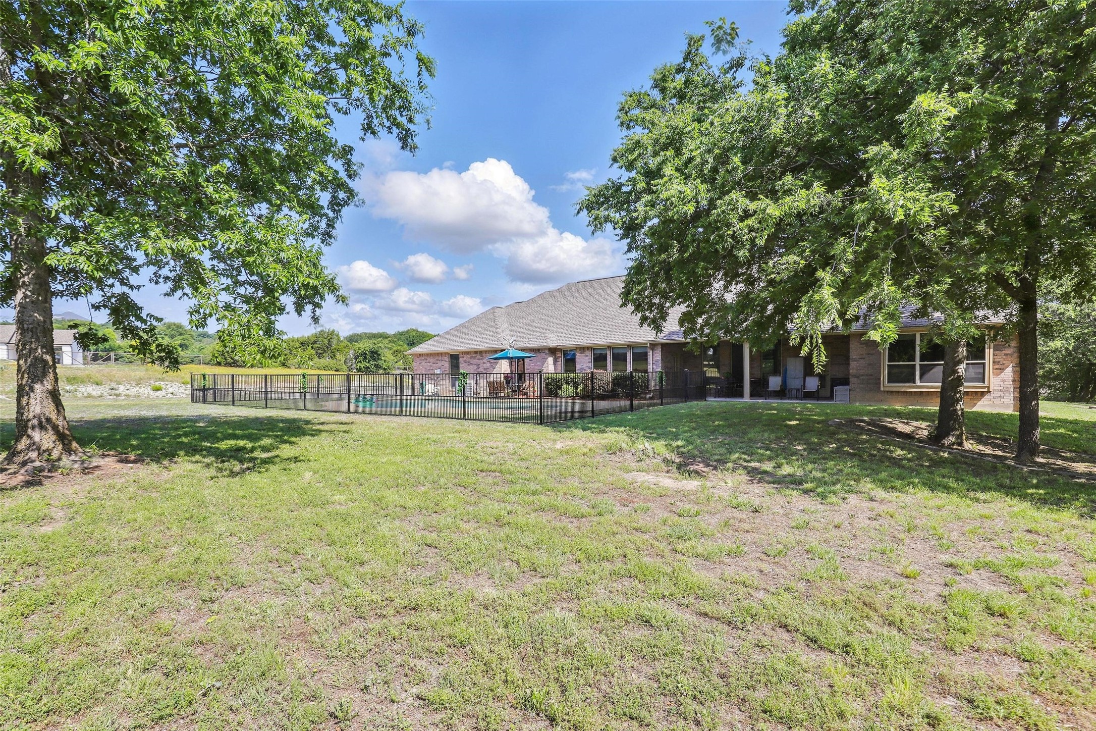 104 E Hidden Meadow Court