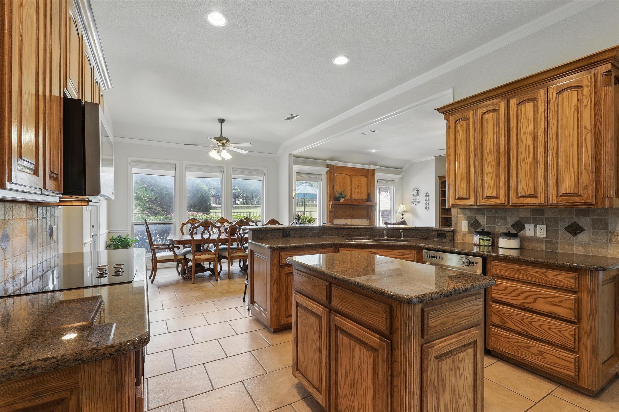 104 E Hidden Meadow Court