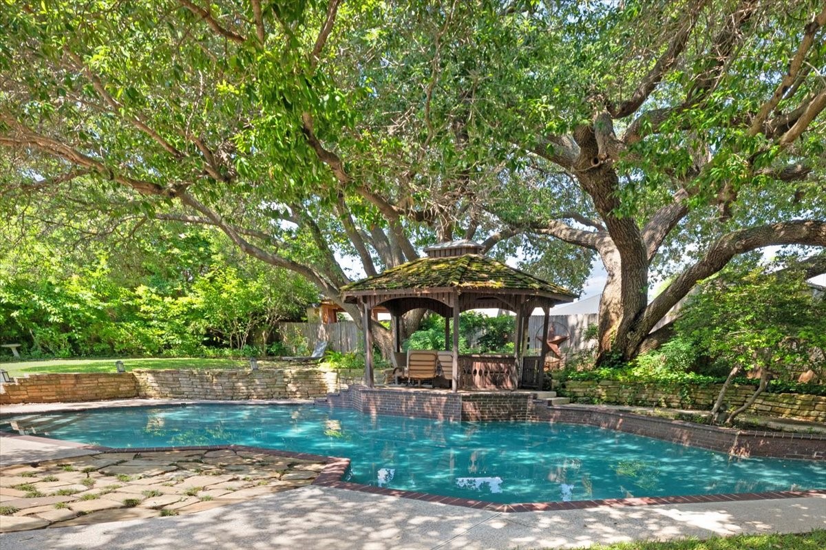 3519 Lake Powell Drive